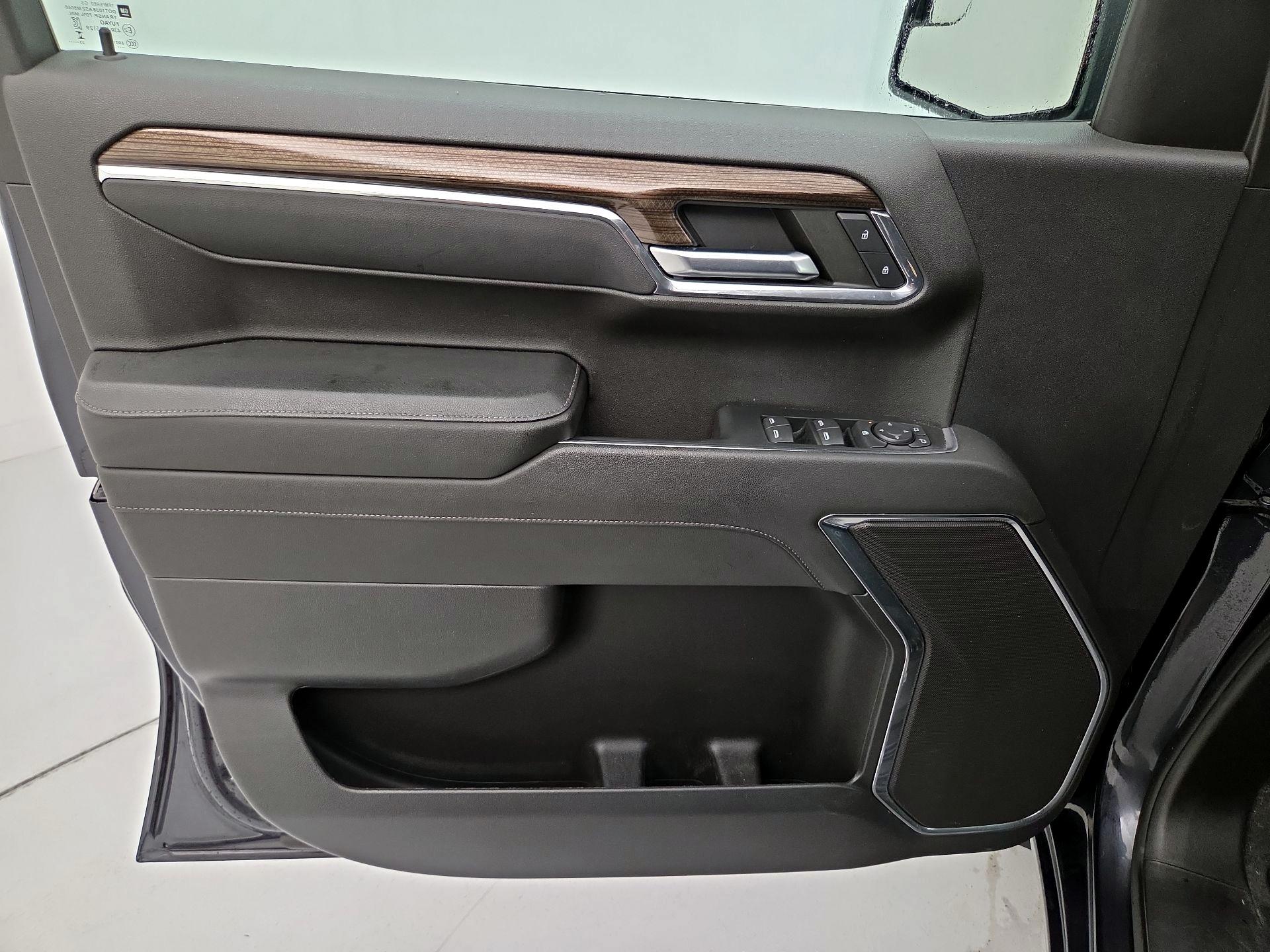 Thumbnail: 2023 Chevrolet Silverado 1500 - 12
