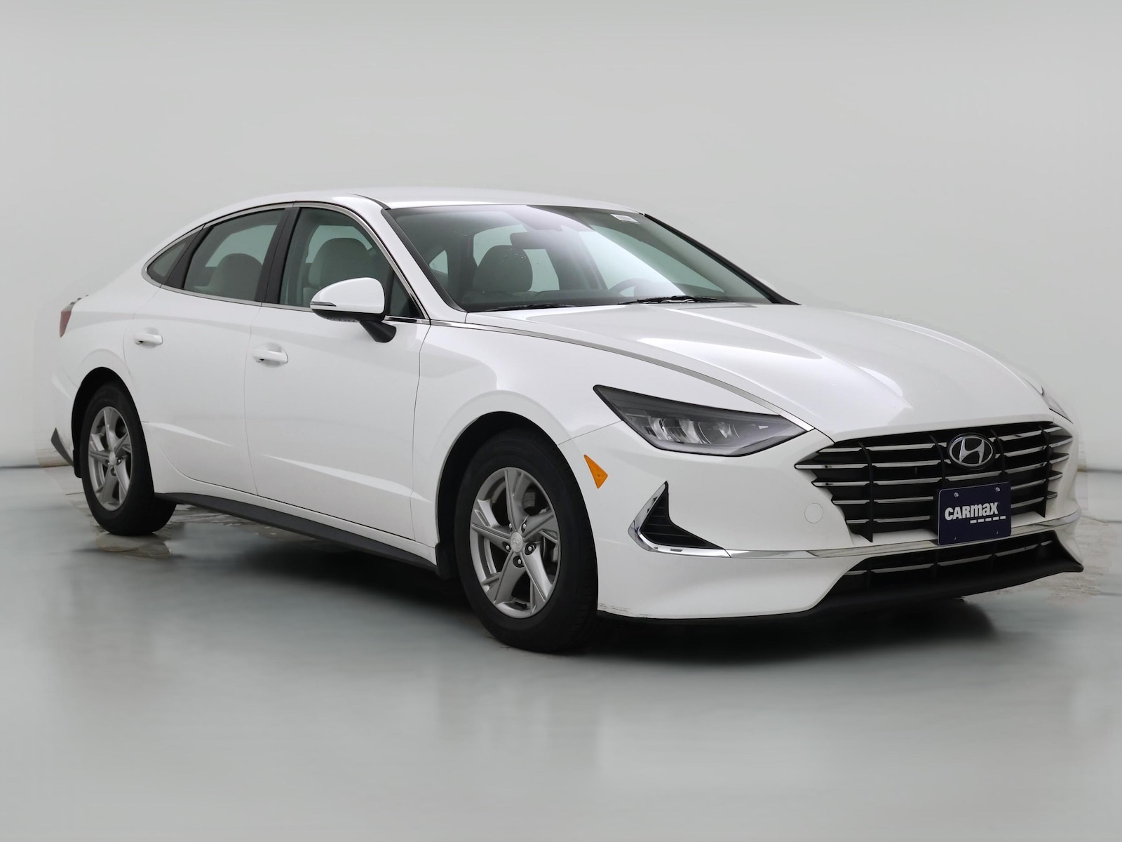 2023 Hyundai Sonata SE - Photo 1