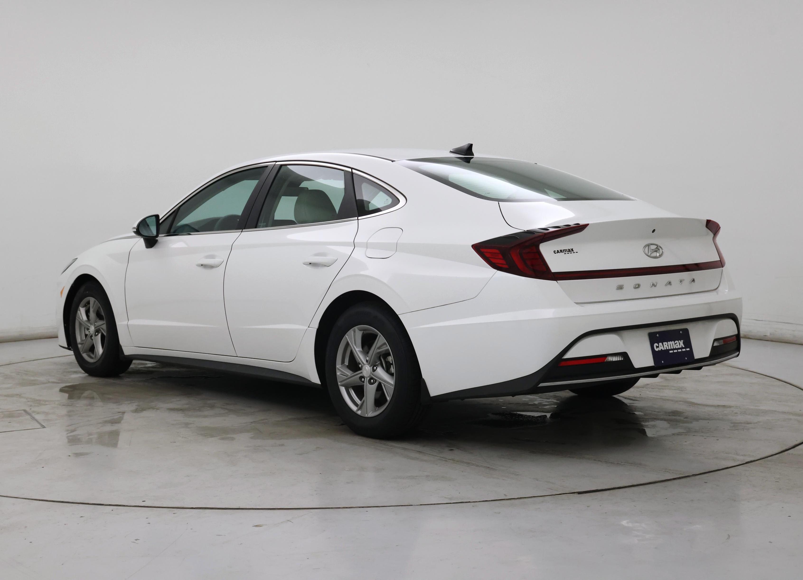 Thumbnail: 2023 Hyundai Sonata - 2