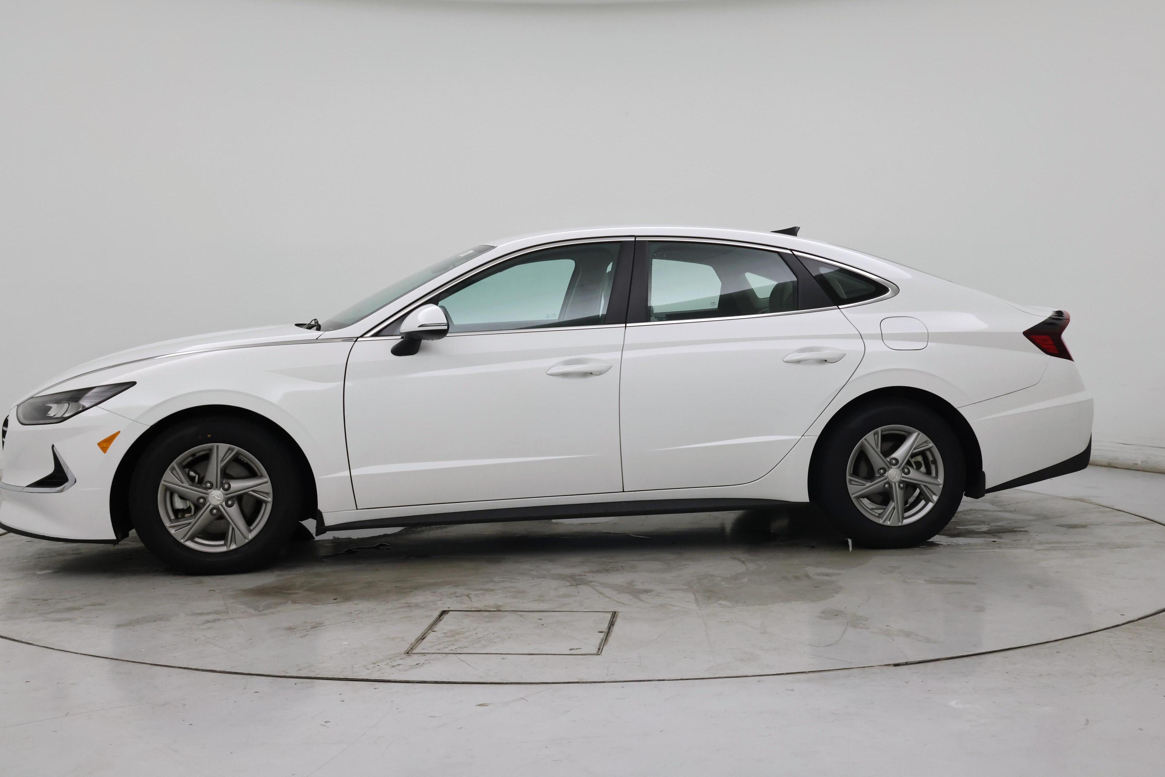 Thumbnail: 2023 Hyundai Sonata - 3