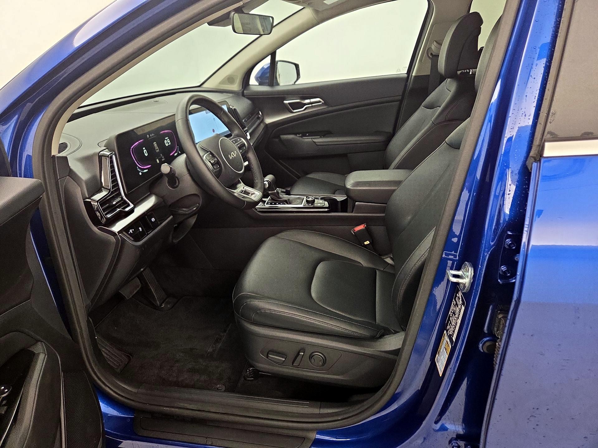 Thumbnail: 2023 Kia Sportage - 11