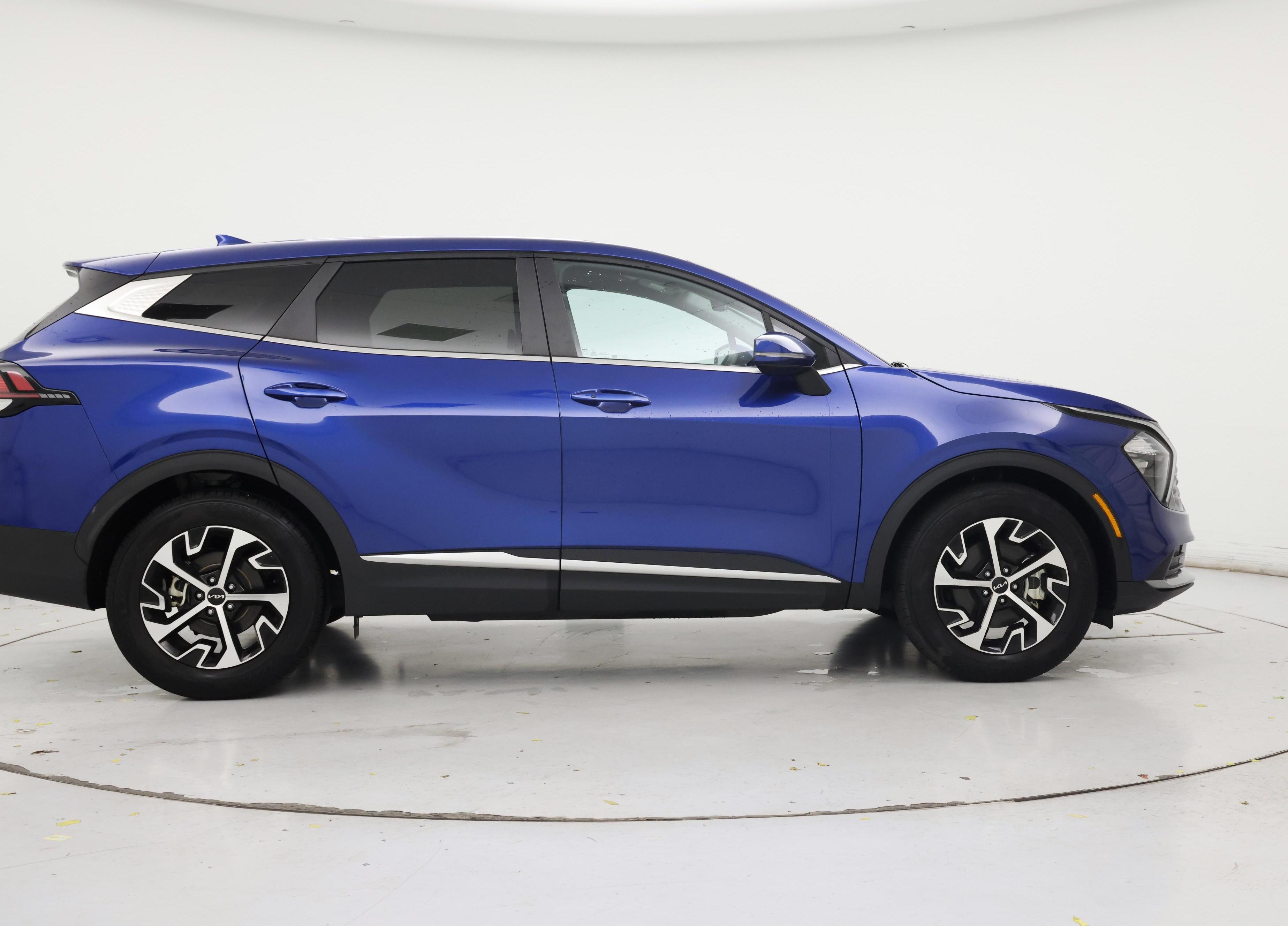 Thumbnail: 2023 Kia Sportage - 7