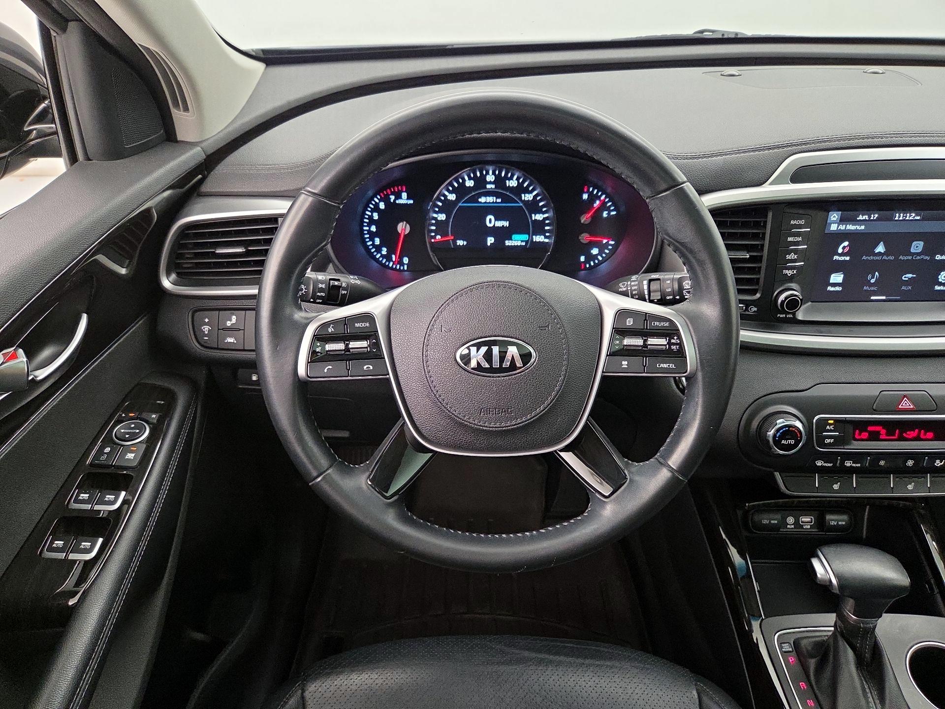 Thumbnail: 2020 Kia Sorento - 10