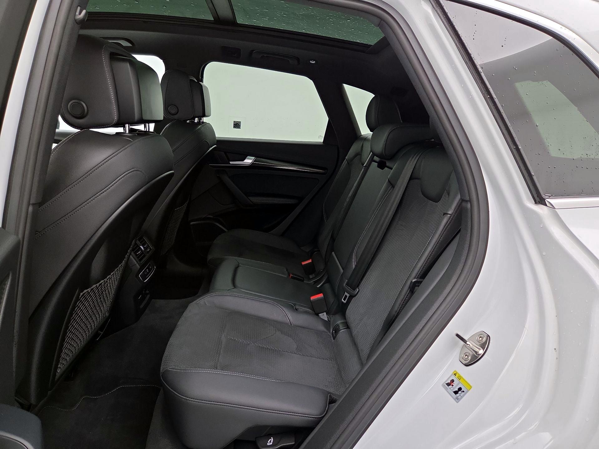 Thumbnail: 2021 Audi SQ5 - 20
