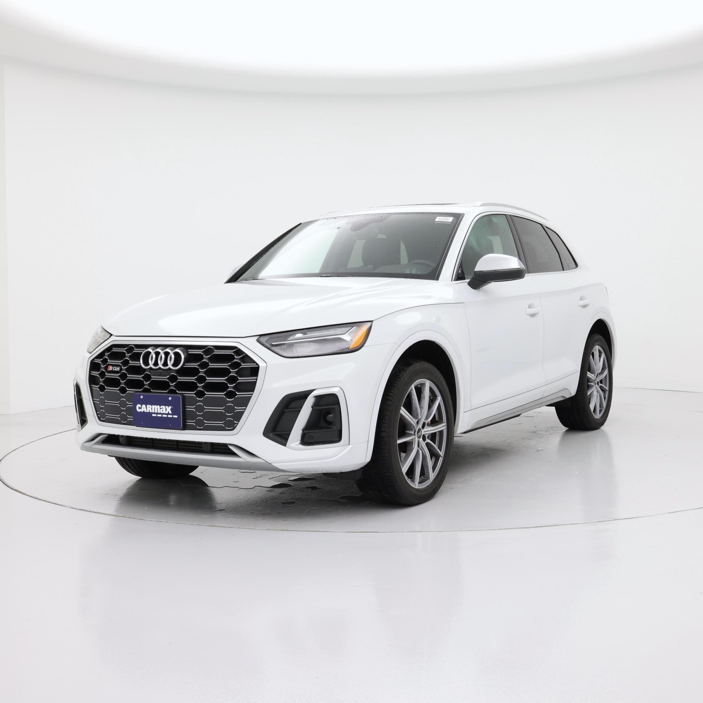 Thumbnail: 2021 Audi SQ5 - 4