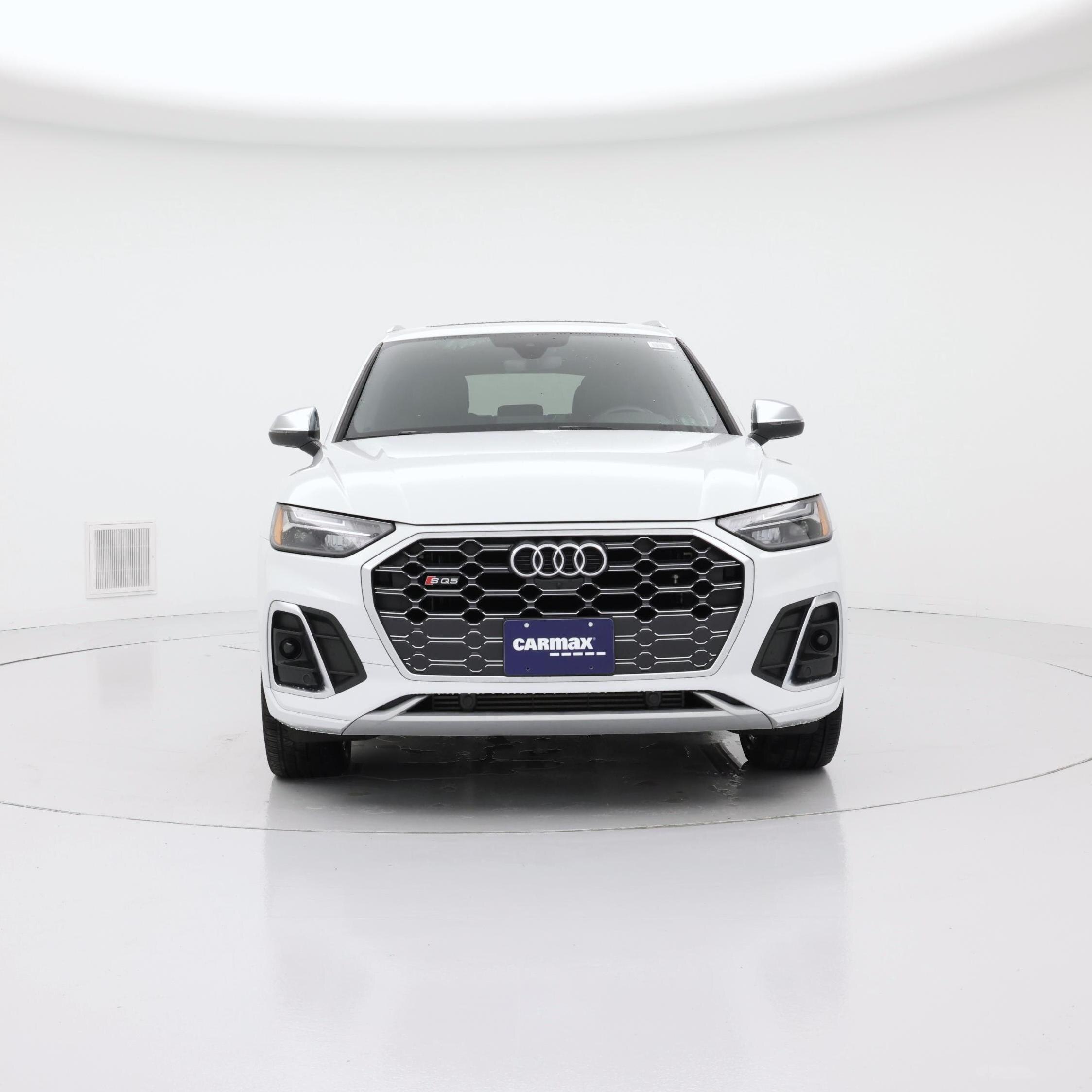 Thumbnail: 2021 Audi SQ5 - 5