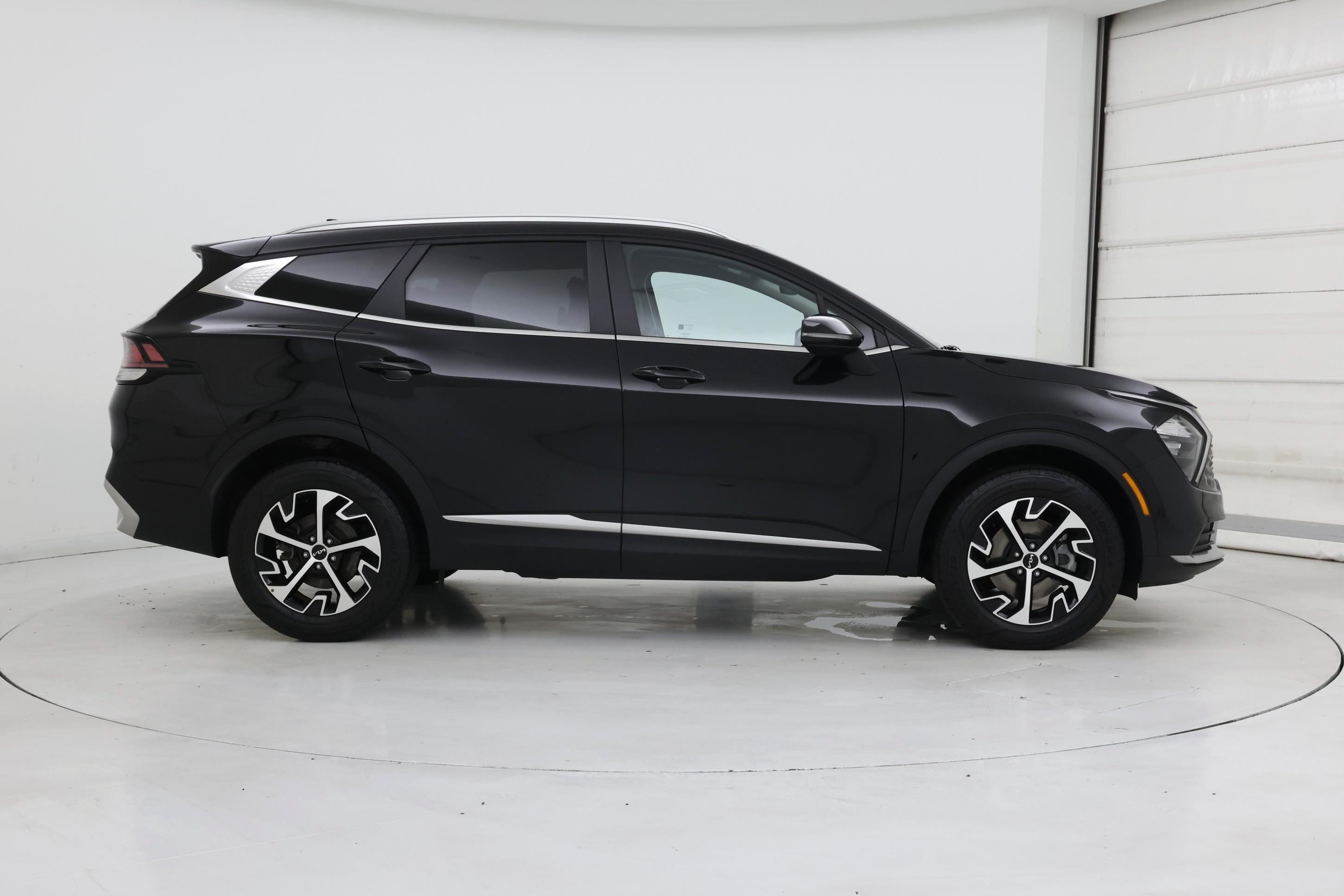 Thumbnail: 2023 Kia Sportage - 7