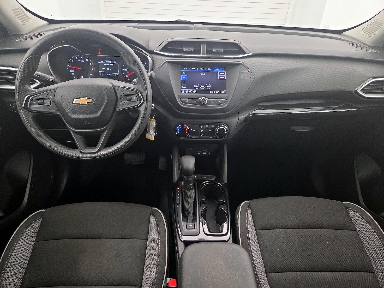 2021 Chevrolet Trailblazer LS - Photo 10