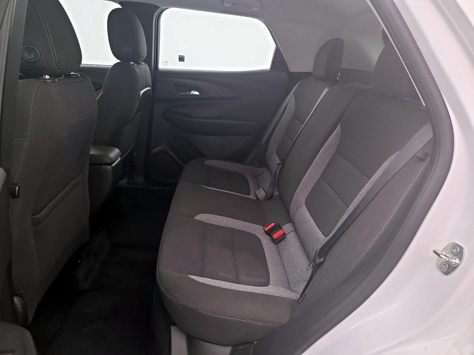 2021 Chevrolet Trailblazer LS - Photo 20