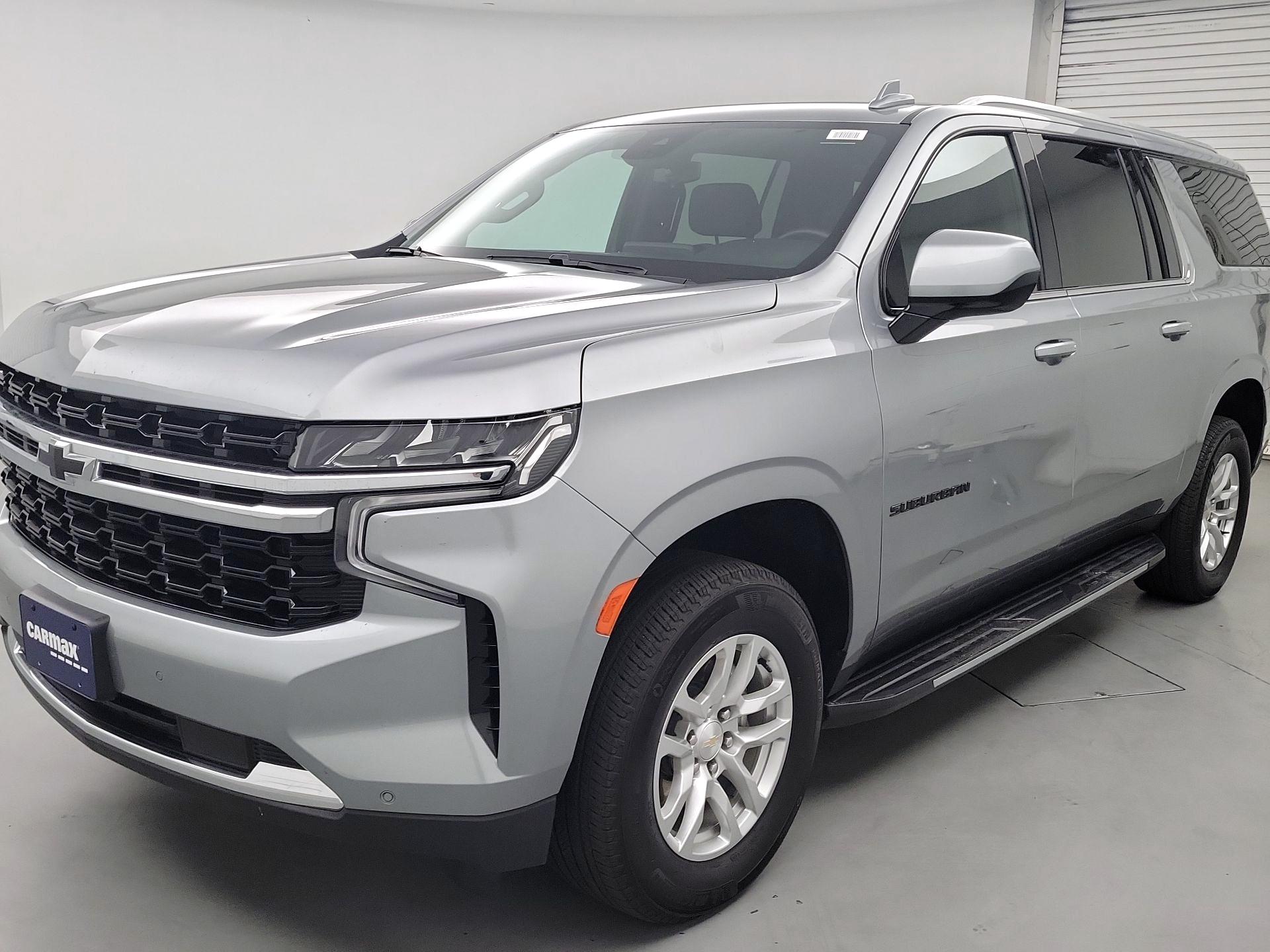 Thumbnail: 2024 Chevrolet Suburban - 3