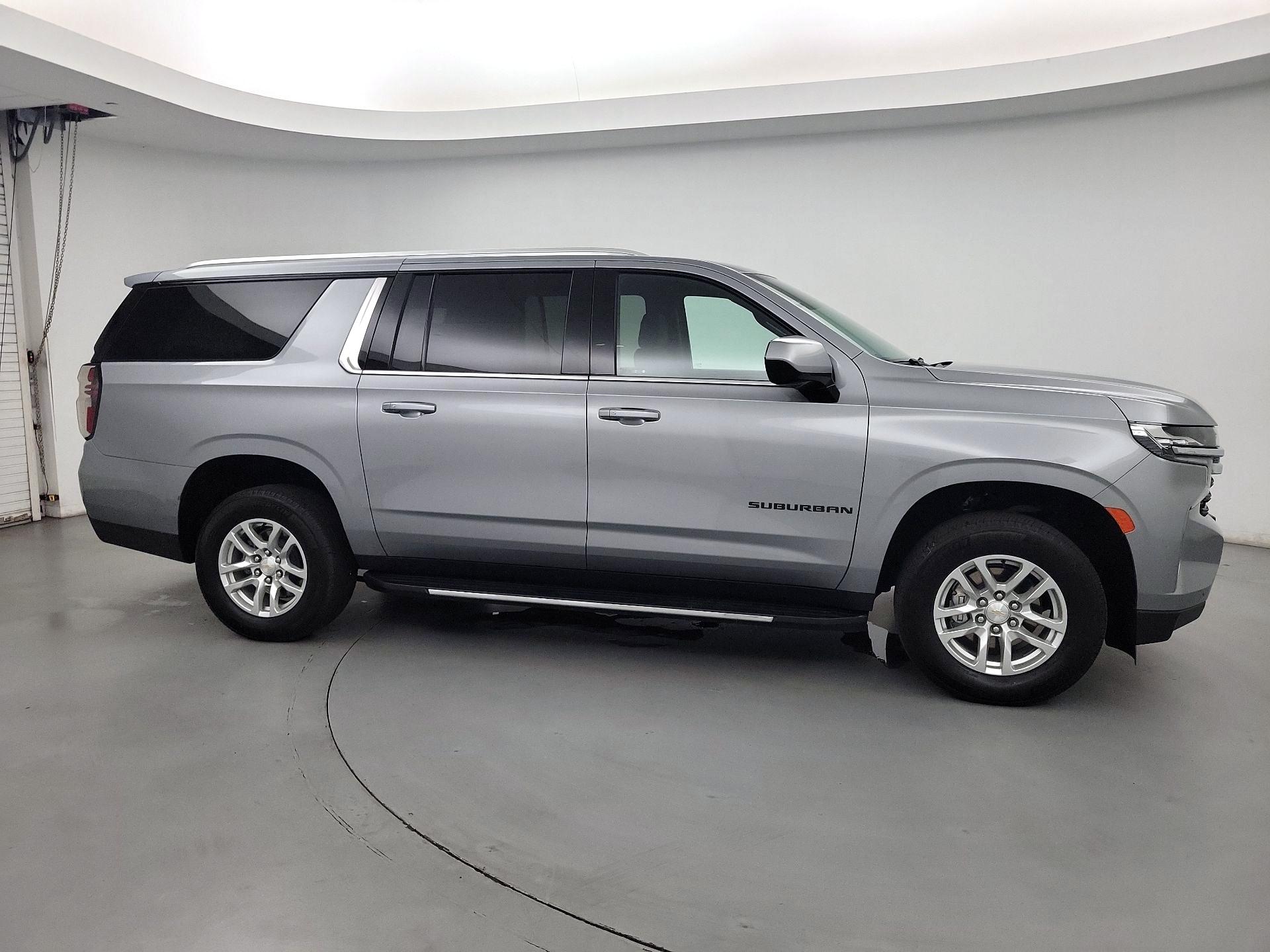Thumbnail: 2024 Chevrolet Suburban - 4
