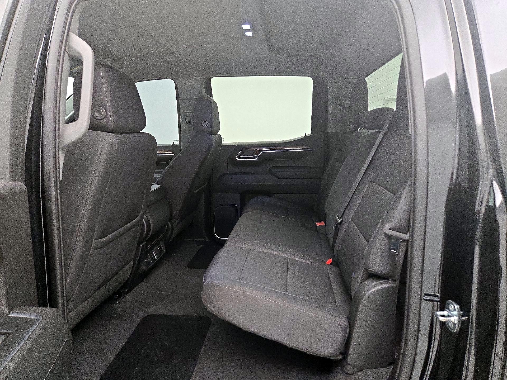 Thumbnail: 2023 Chevrolet Silverado 1500 - 20