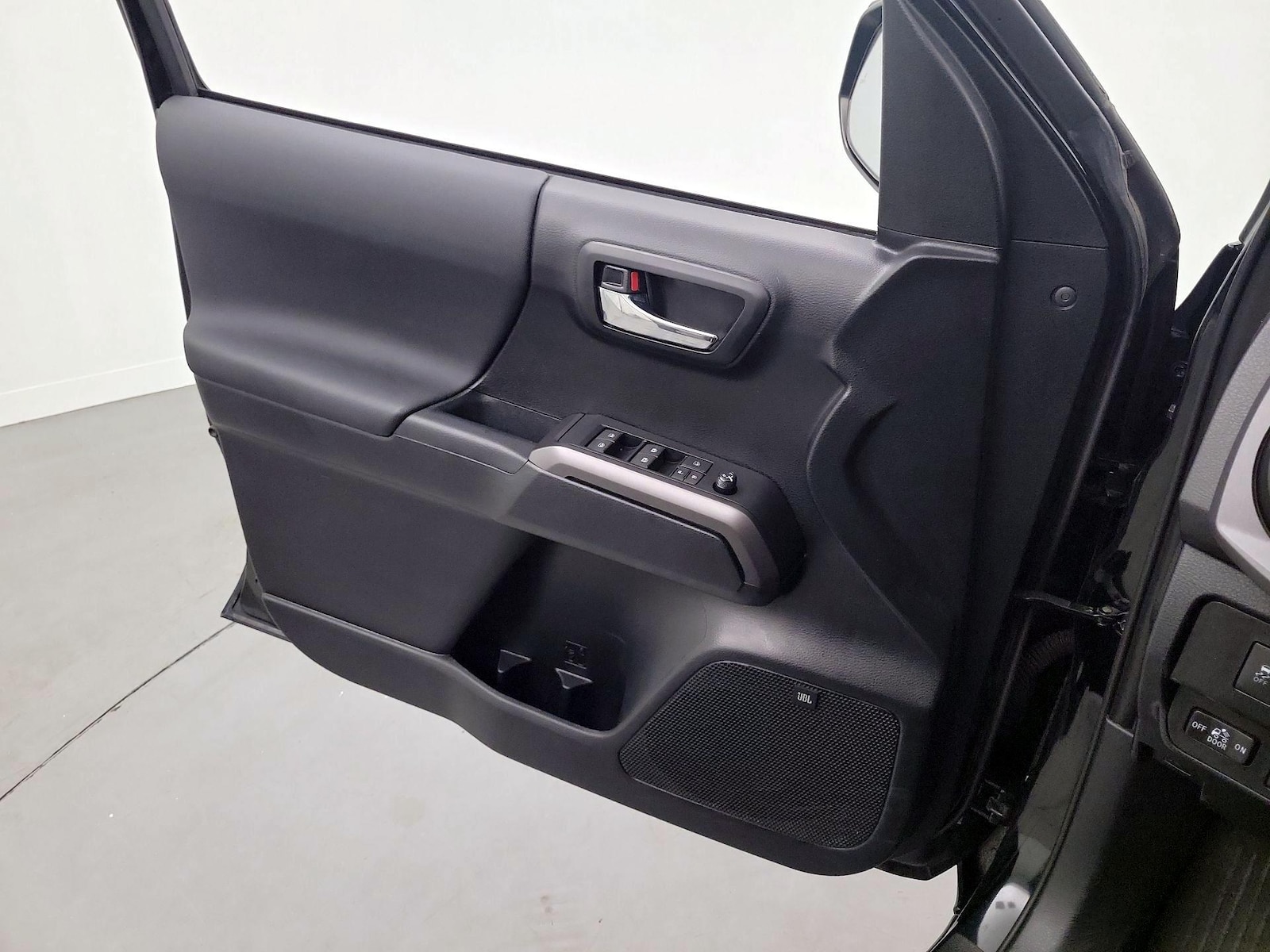 2021 Toyota Tacoma TRD Off Road - Photo 11
