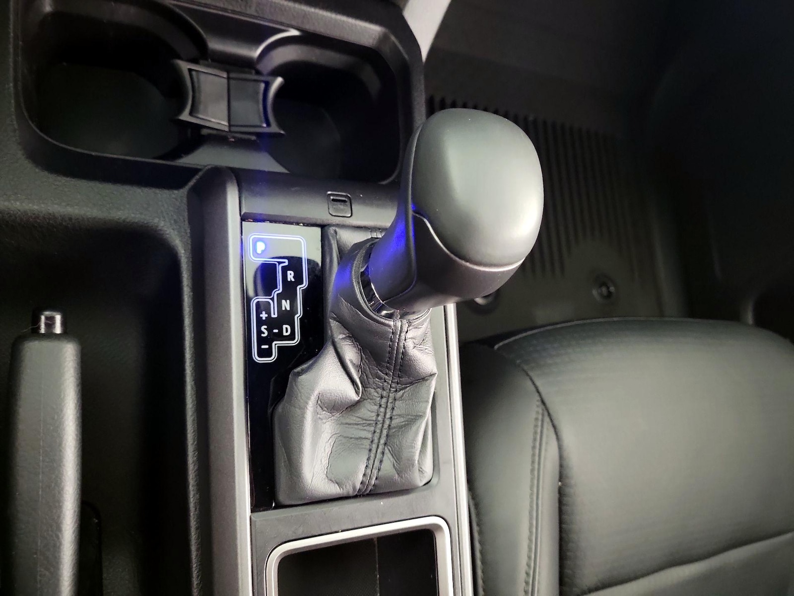 2021 Toyota Tacoma TRD Off Road - Photo 17