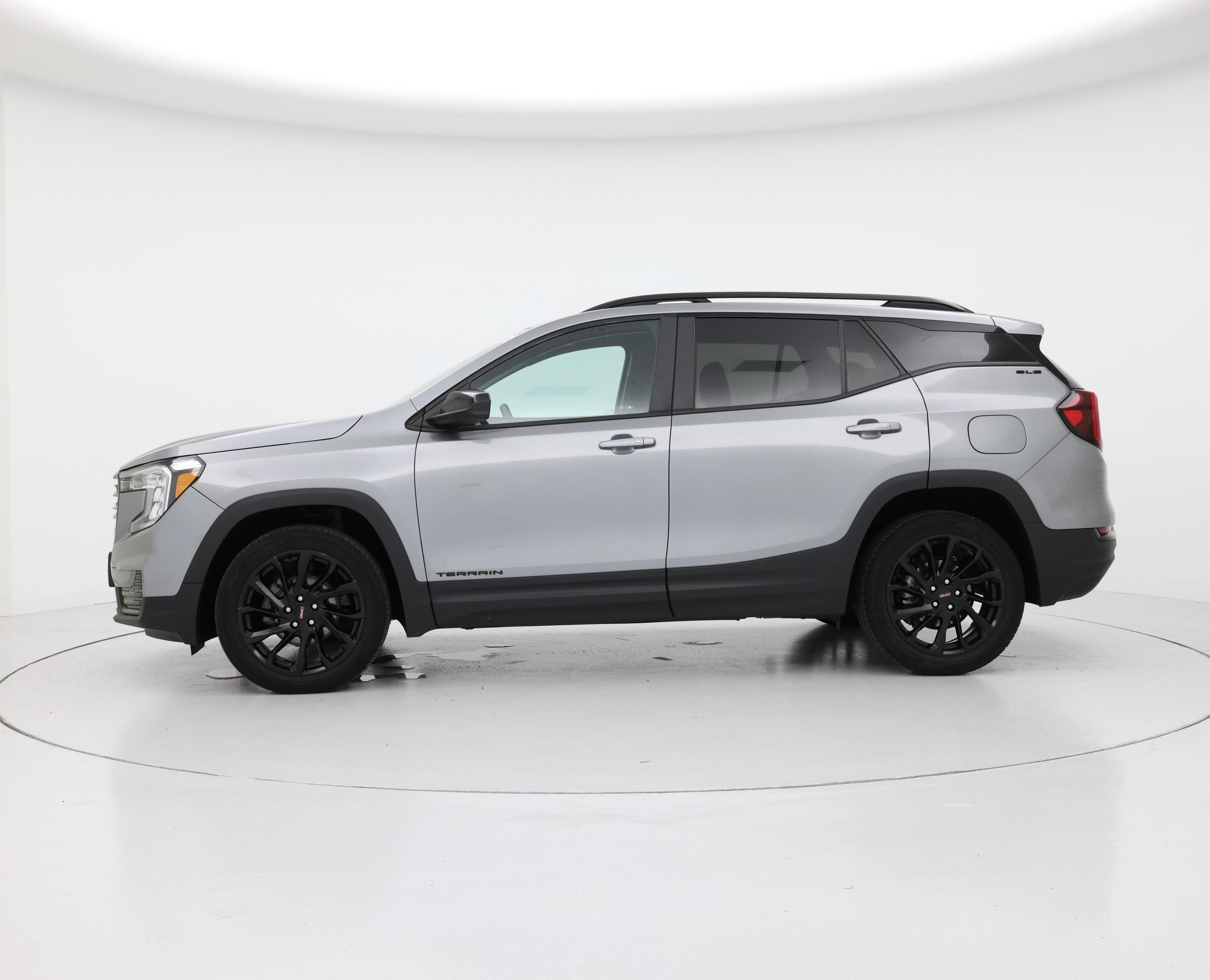 Thumbnail: 2023 GMC Terrain - 3
