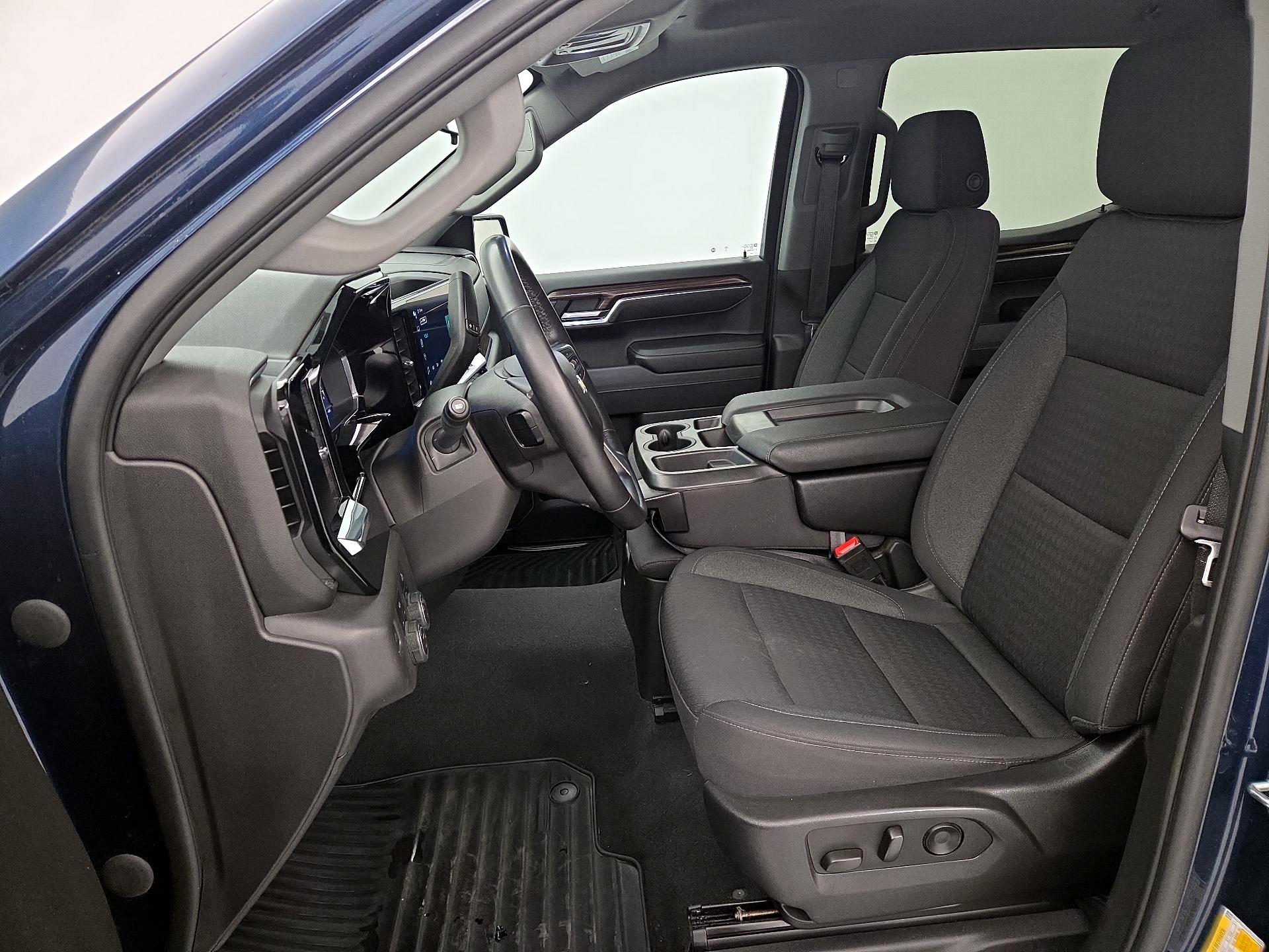 Thumbnail: 2023 Chevrolet Silverado 1500 - 11