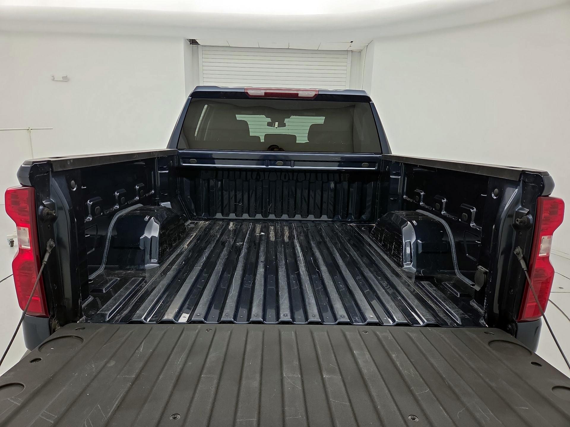 Thumbnail: 2023 Chevrolet Silverado 1500 - 20