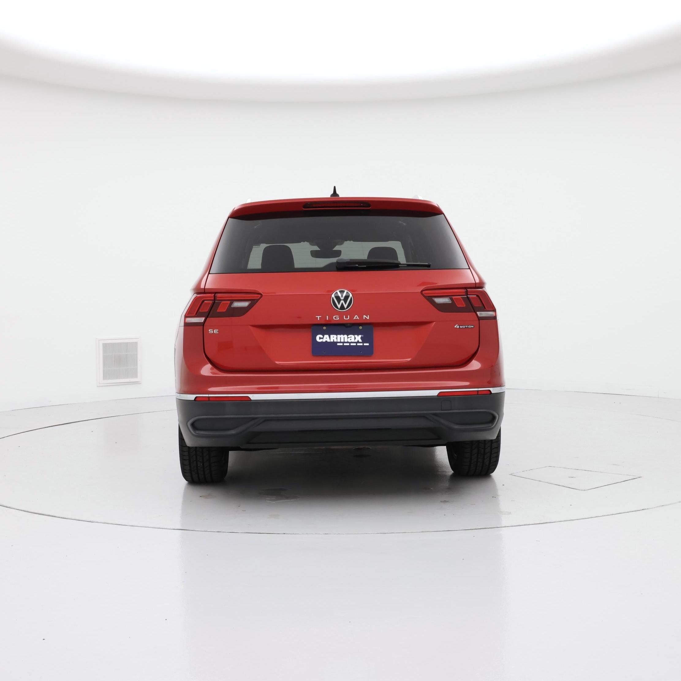 Thumbnail: 2022 Volkswagen Tiguan - 6