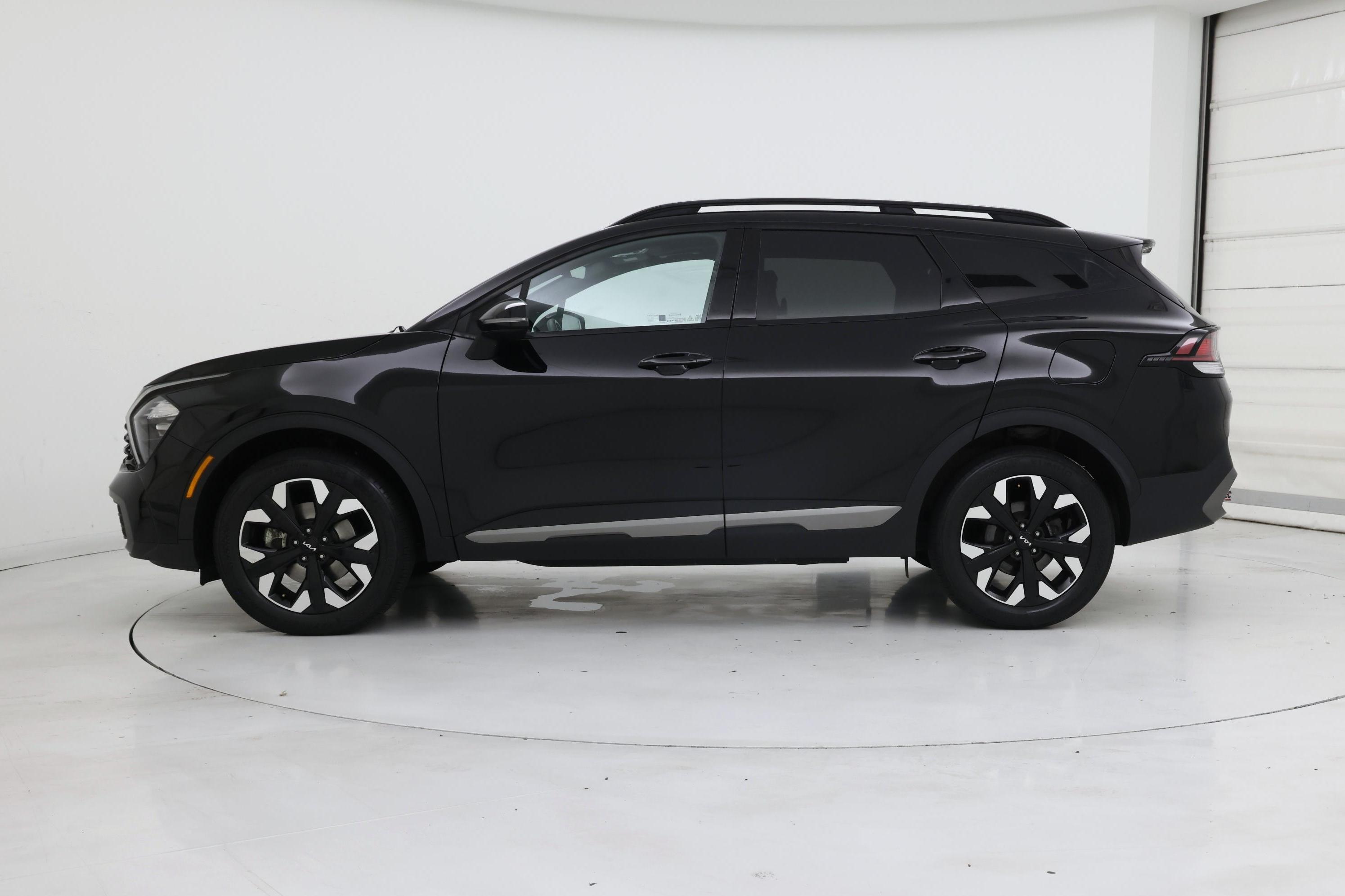 Thumbnail: 2023 Kia Sportage - 3