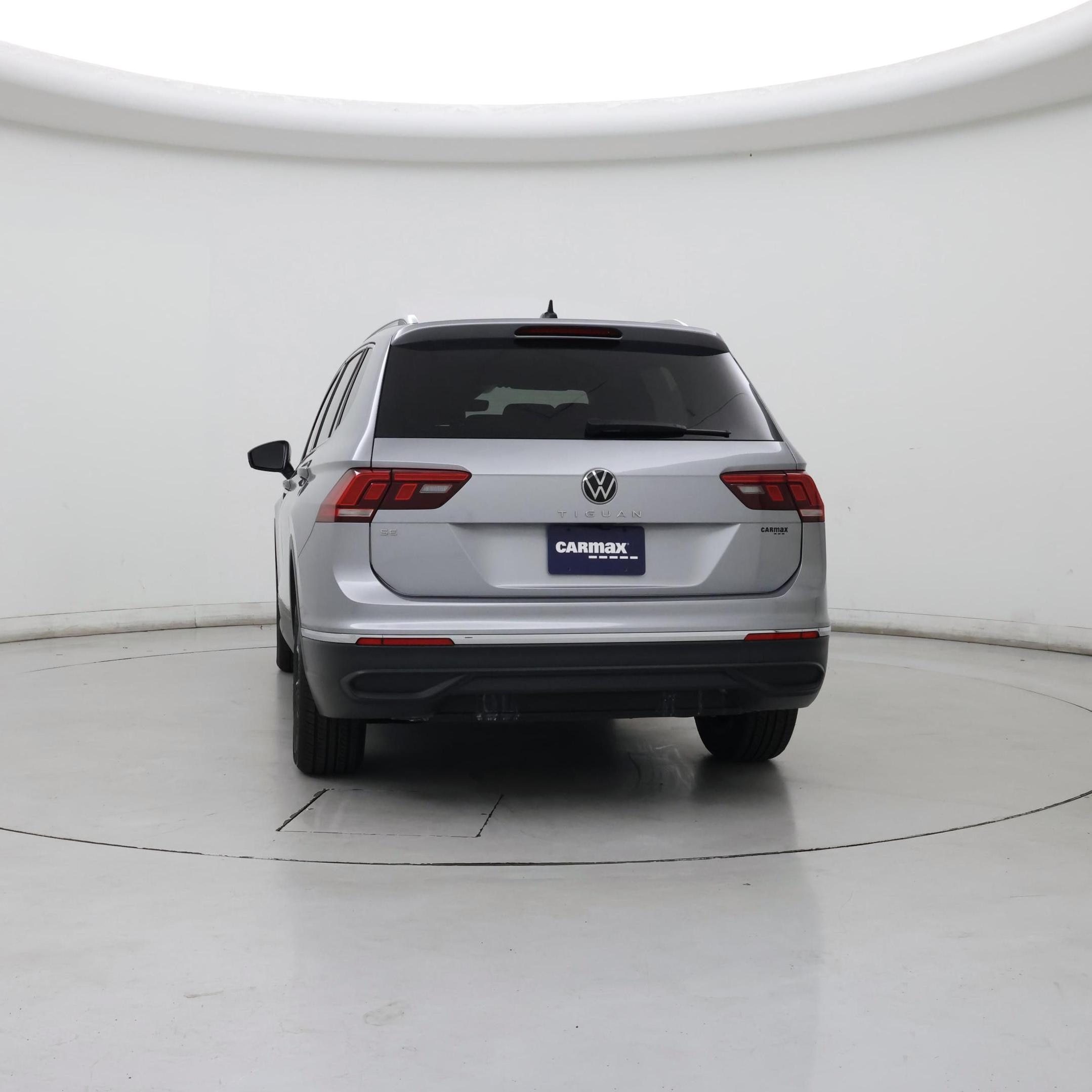Thumbnail: 2023 Volkswagen Tiguan - 6