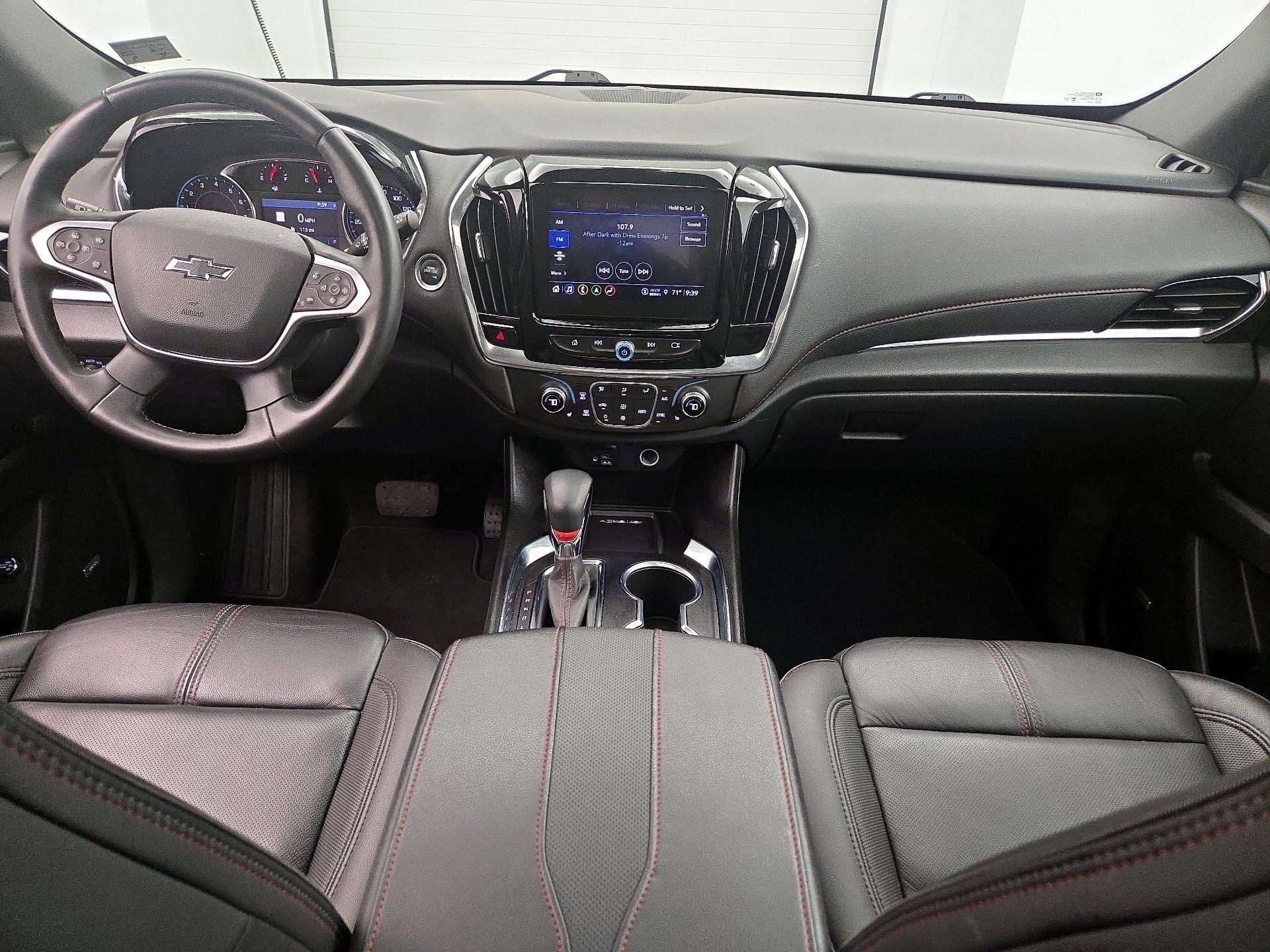 Thumbnail: 2023 Chevrolet Traverse - 9