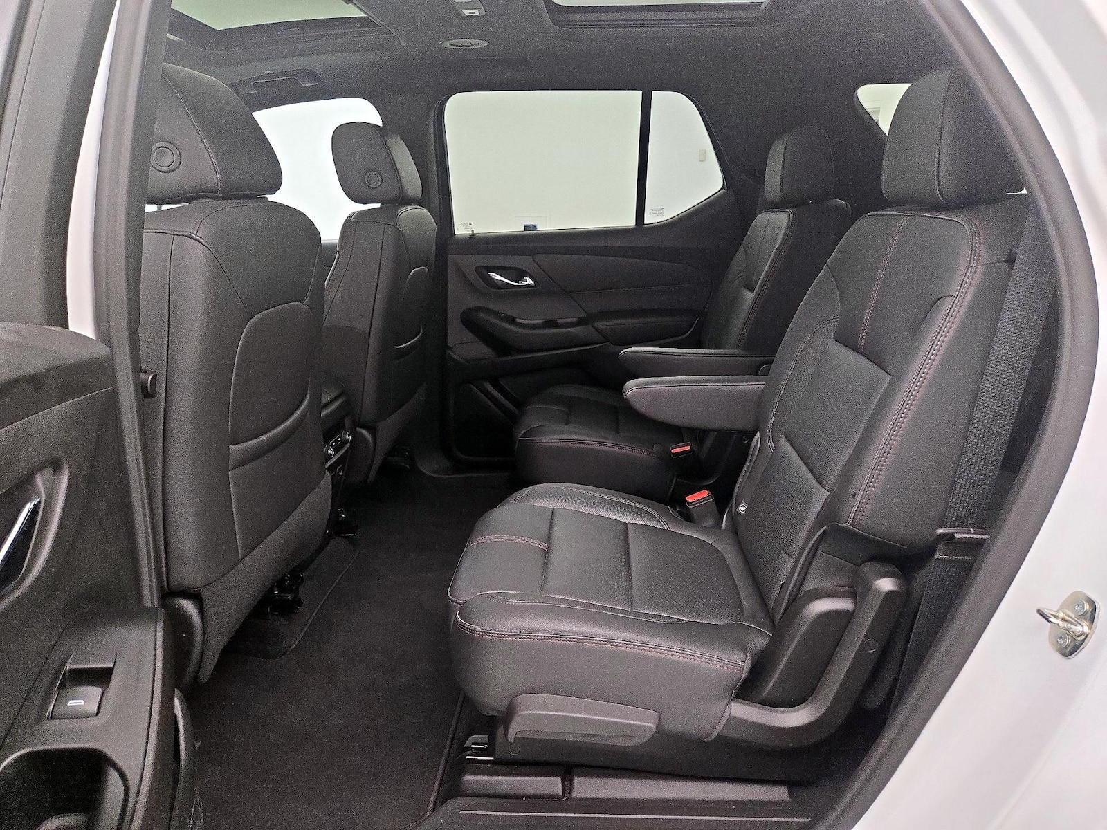2023 Chevrolet Traverse RS - Photo 22