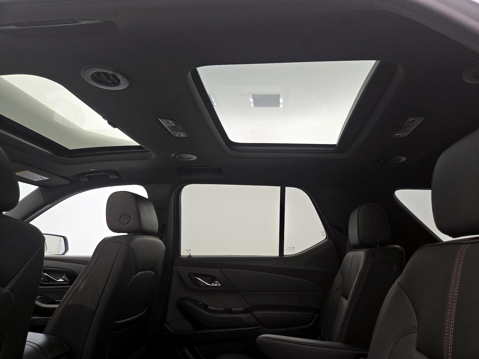 2023 Chevrolet Traverse RS - Photo 27