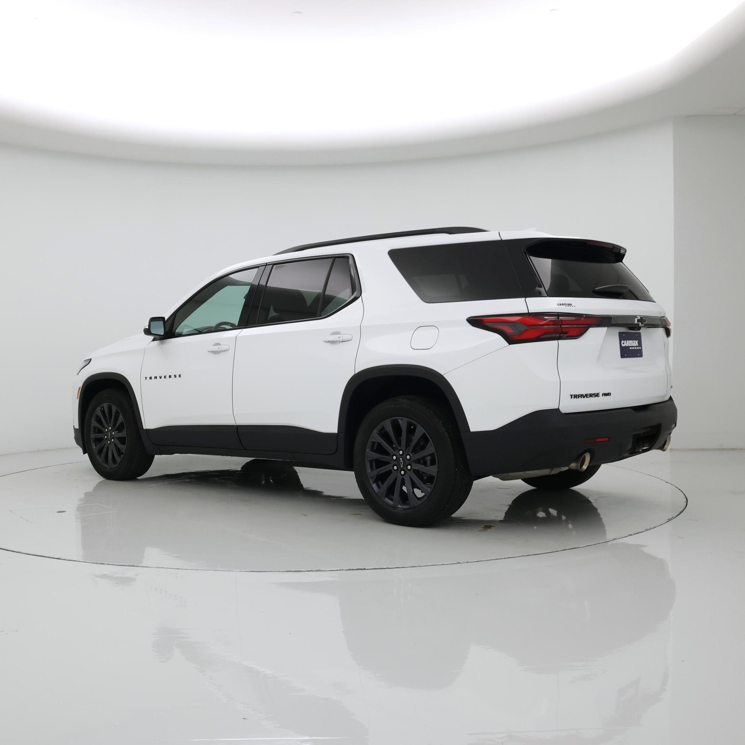 Thumbnail: 2023 Chevrolet Traverse - 4