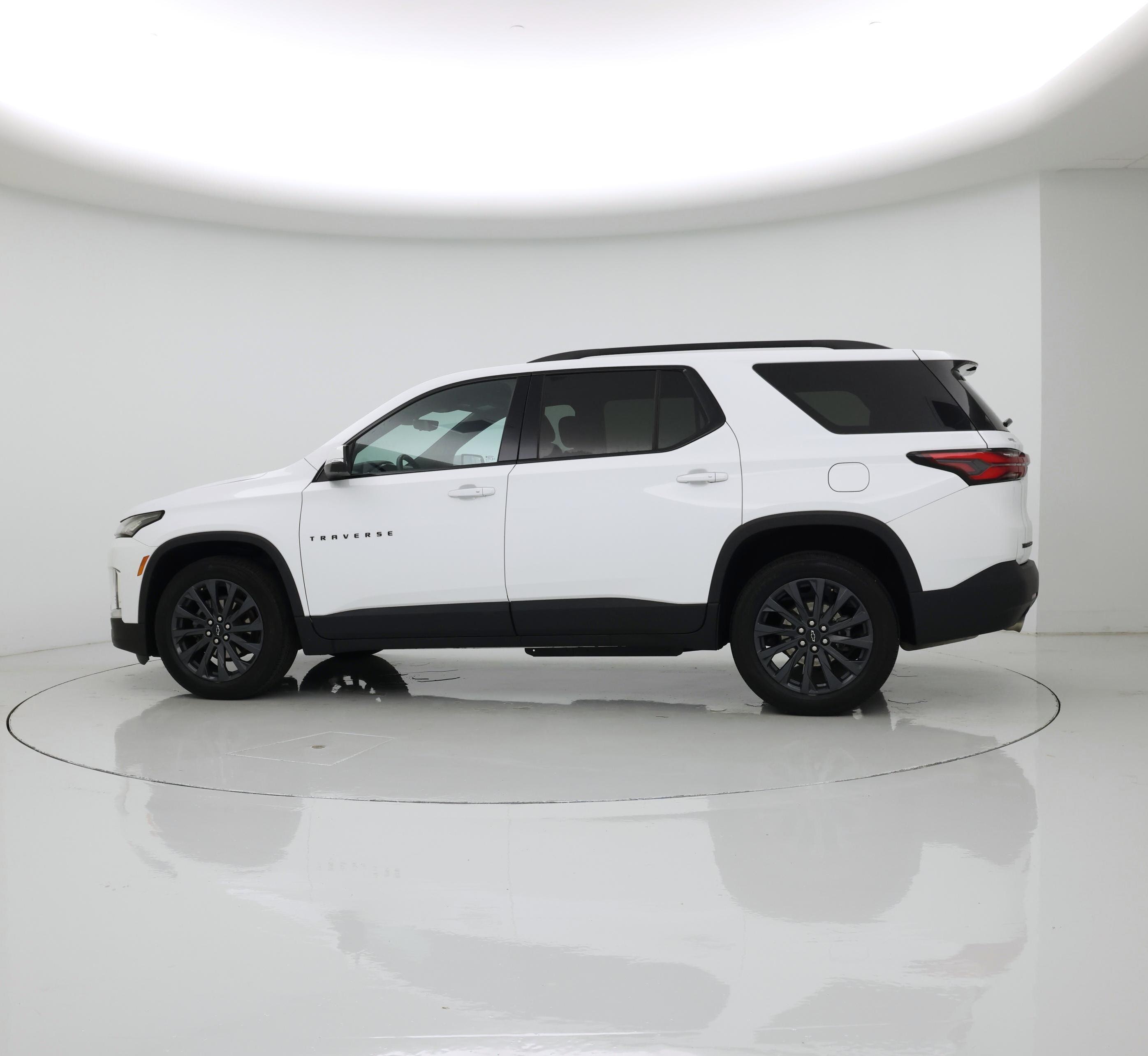 Thumbnail: 2023 Chevrolet Traverse - 5