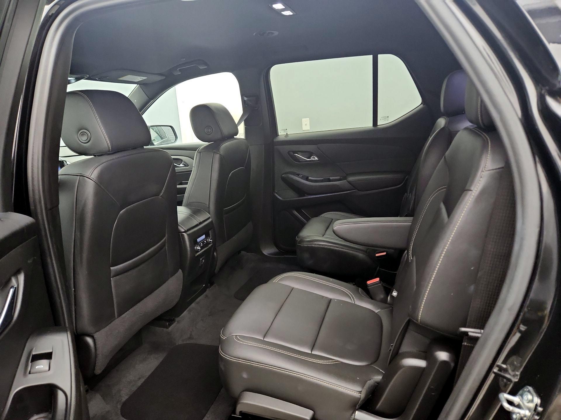 Thumbnail: 2023 Chevrolet Traverse - 19