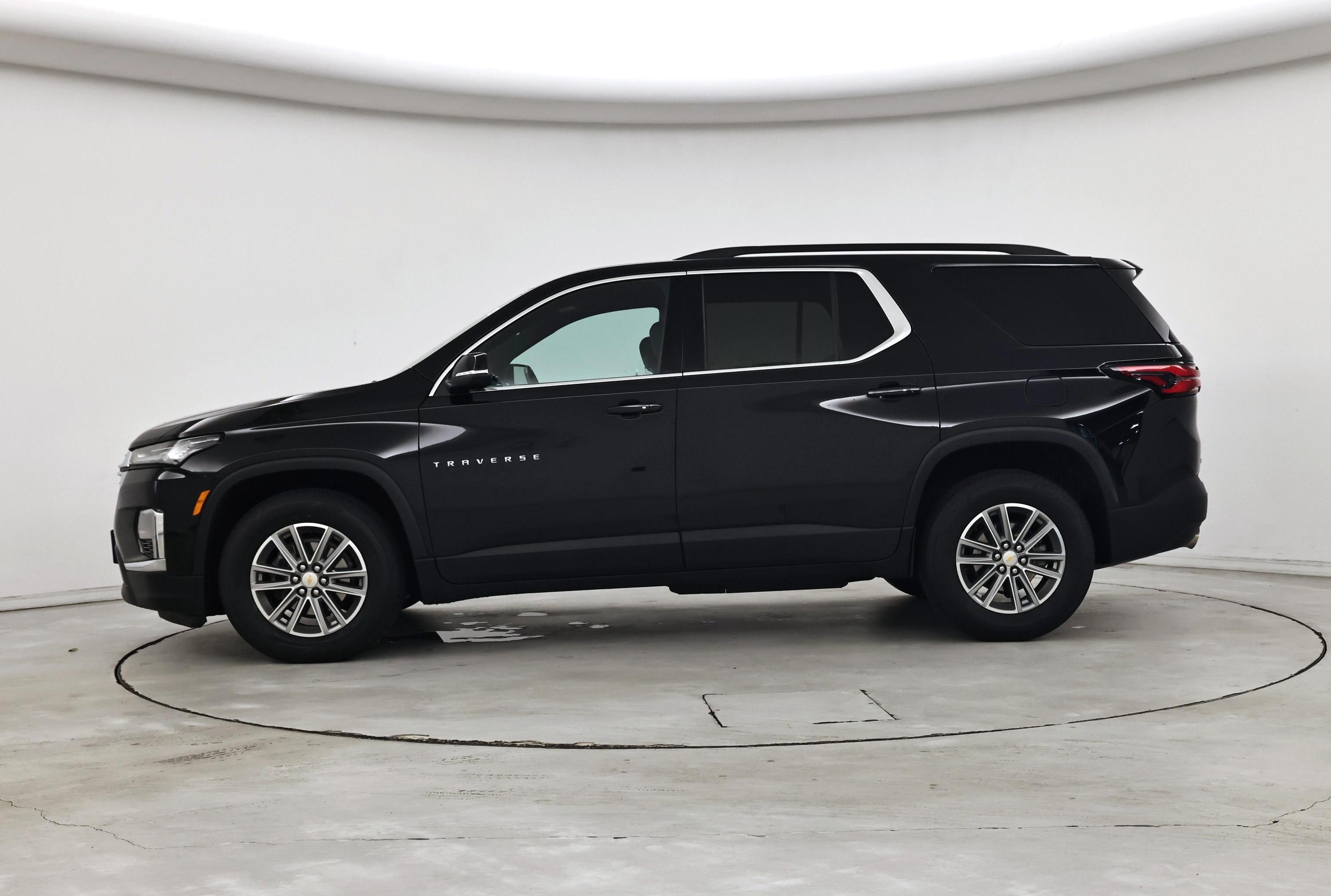 Thumbnail: 2023 Chevrolet Traverse - 3