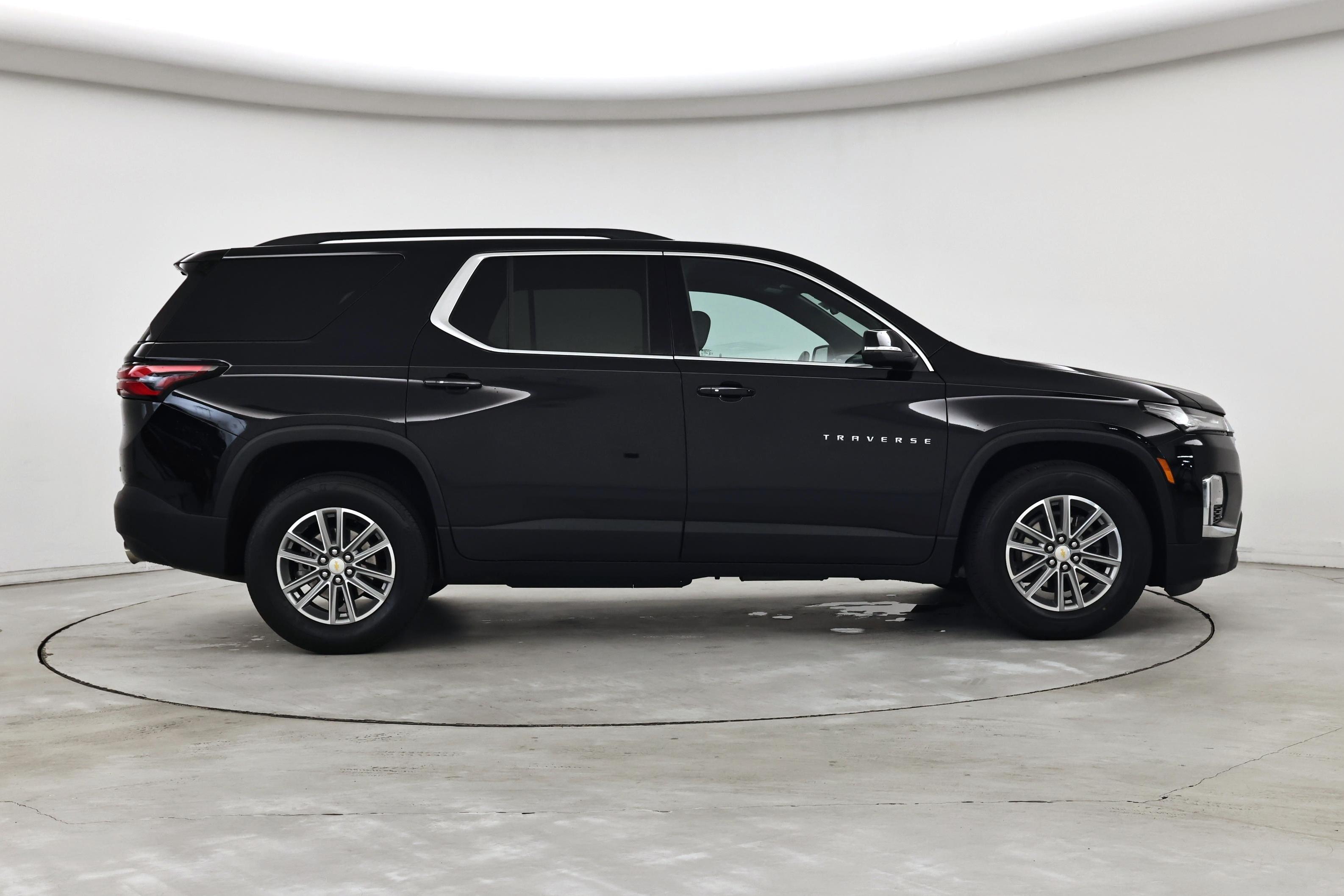 Thumbnail: 2023 Chevrolet Traverse - 7
