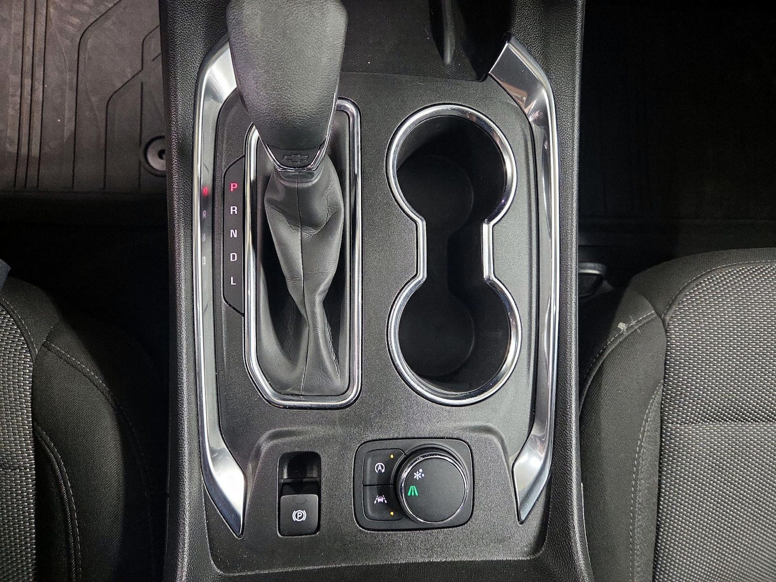 2023 Chevrolet Traverse 1LT - Photo 18