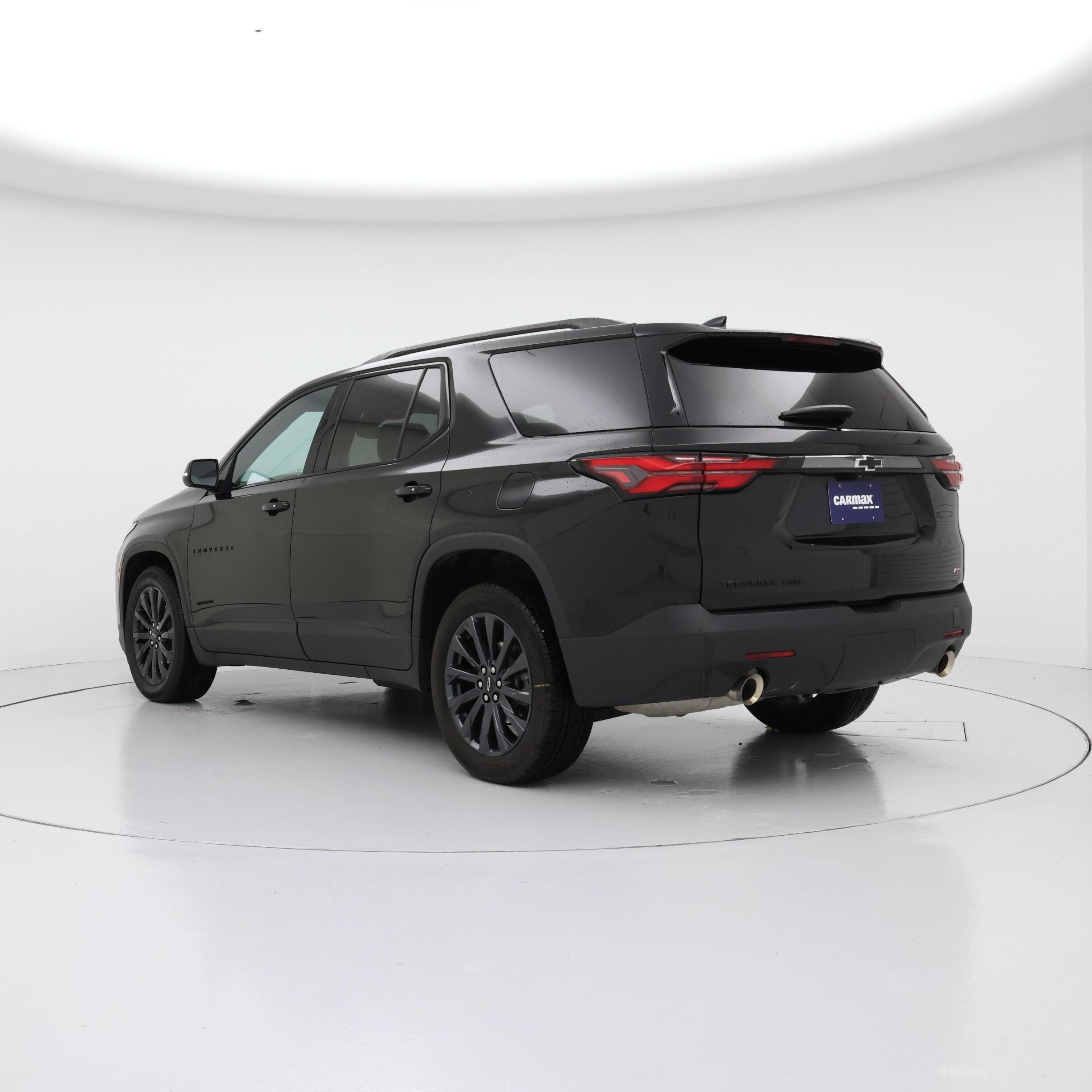 Thumbnail: 2023 Chevrolet Traverse - 2