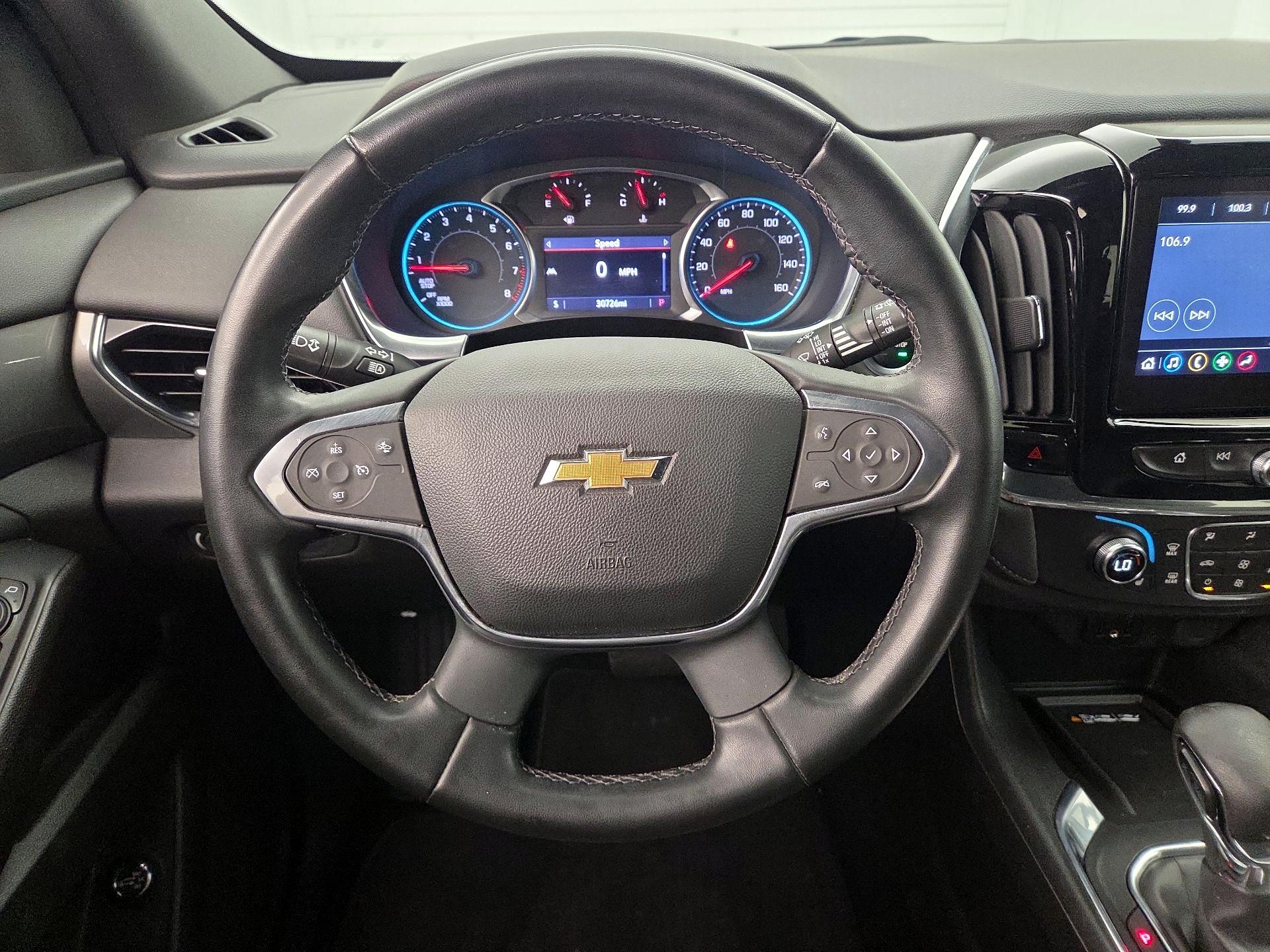 Thumbnail: 2023 Chevrolet Traverse - 10
