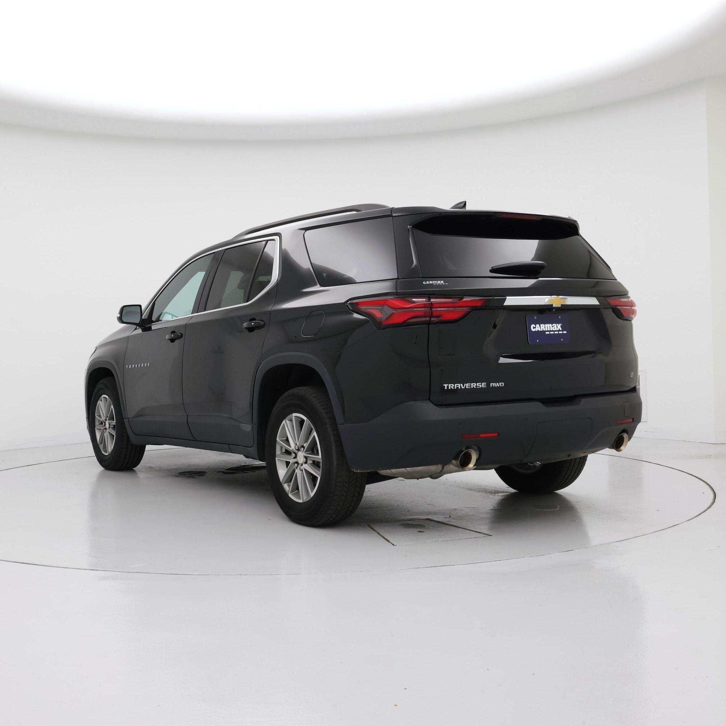 Thumbnail: 2023 Chevrolet Traverse - 2