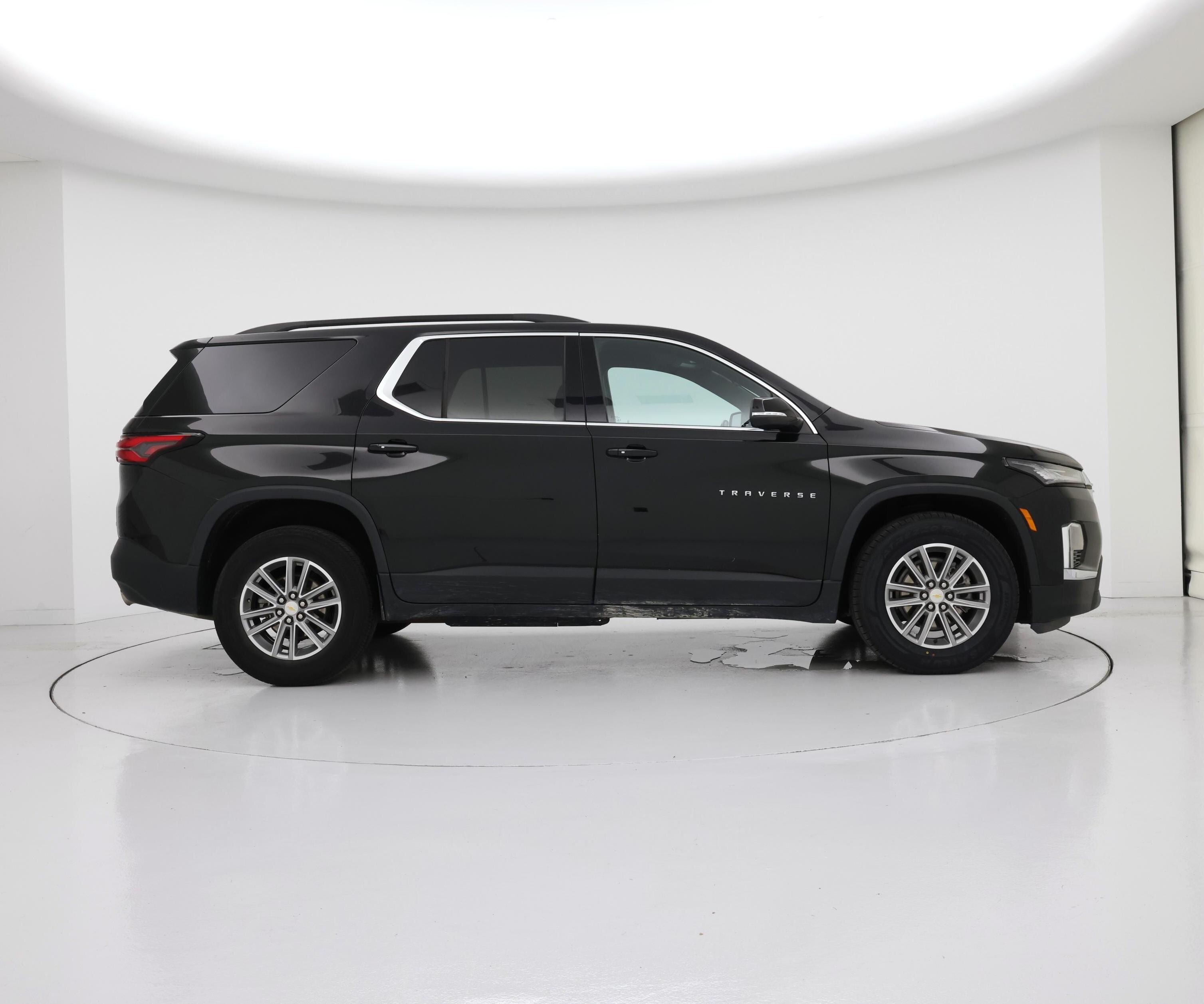 Thumbnail: 2023 Chevrolet Traverse - 7