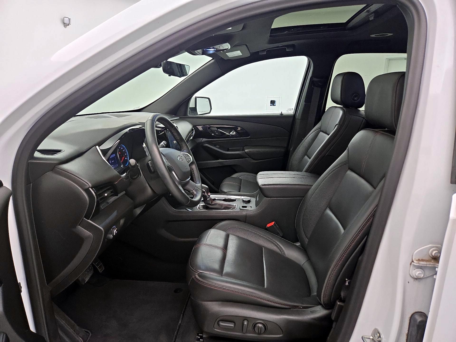 Thumbnail: 2023 Chevrolet Traverse - 11