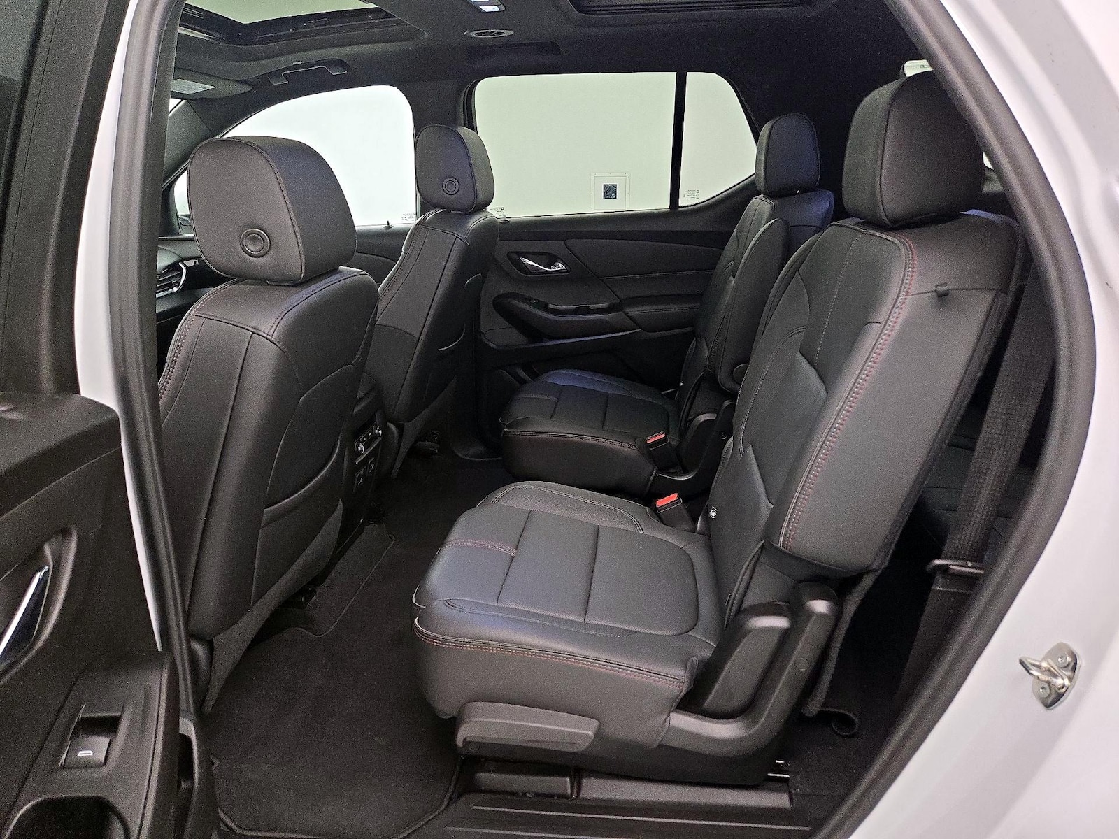 2023 Chevrolet Traverse RS - Photo 21