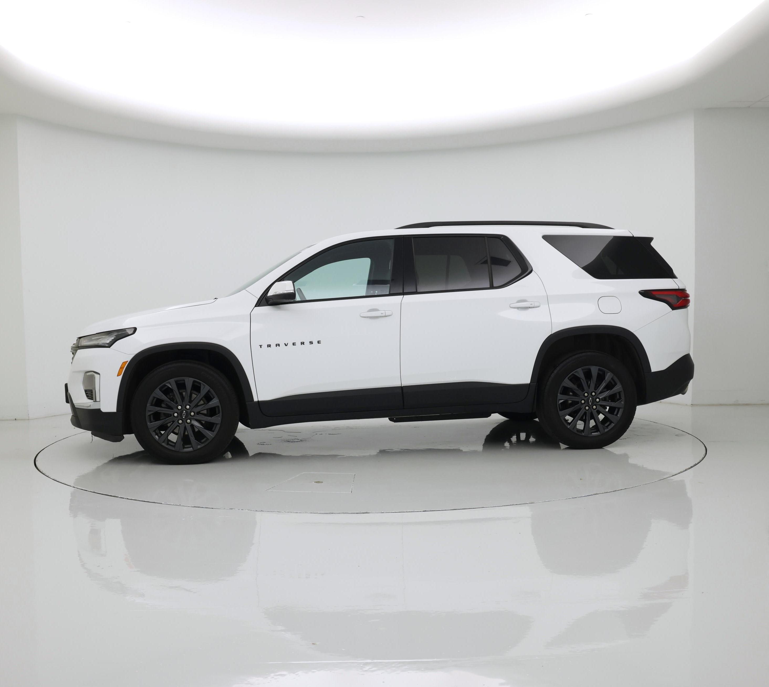 Thumbnail: 2023 Chevrolet Traverse - 3