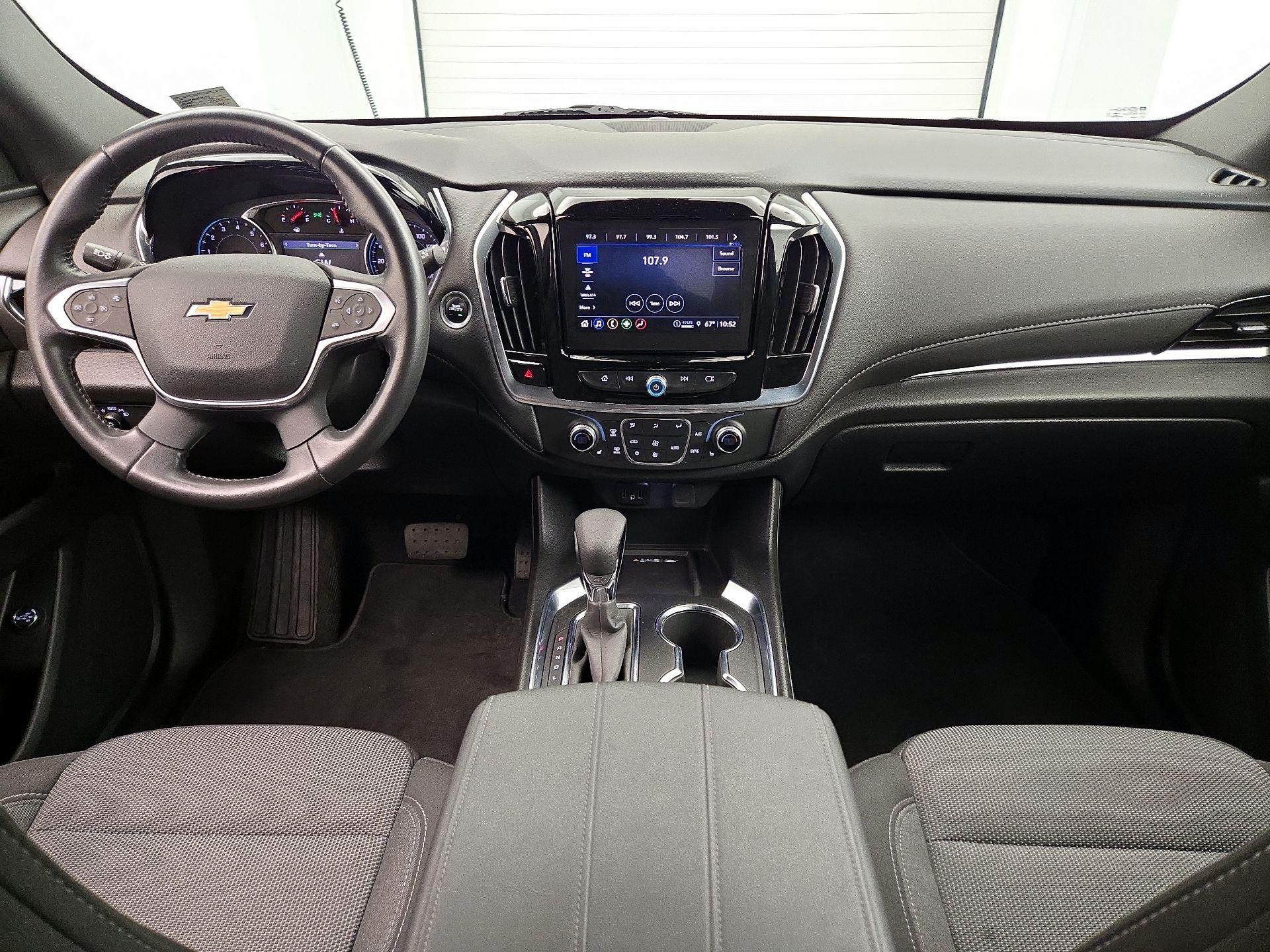 Thumbnail: 2022 Chevrolet Traverse - 9