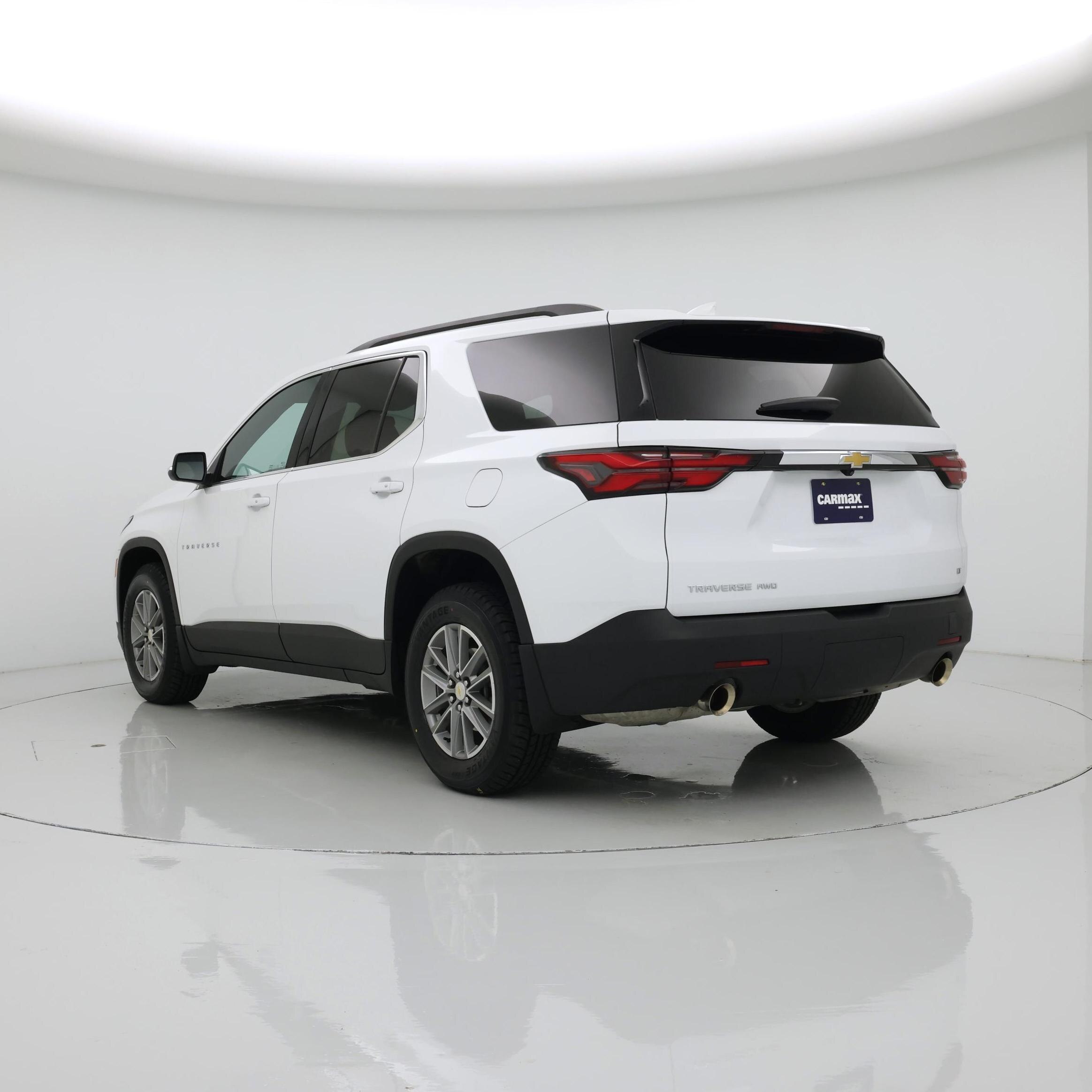 Thumbnail: 2022 Chevrolet Traverse - 2