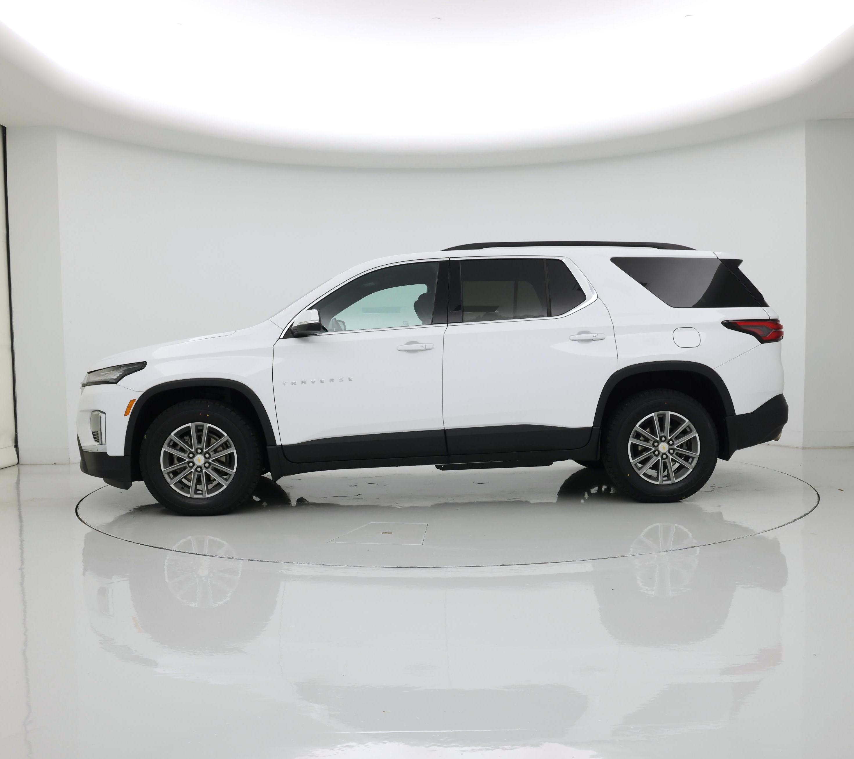 Thumbnail: 2022 Chevrolet Traverse - 3
