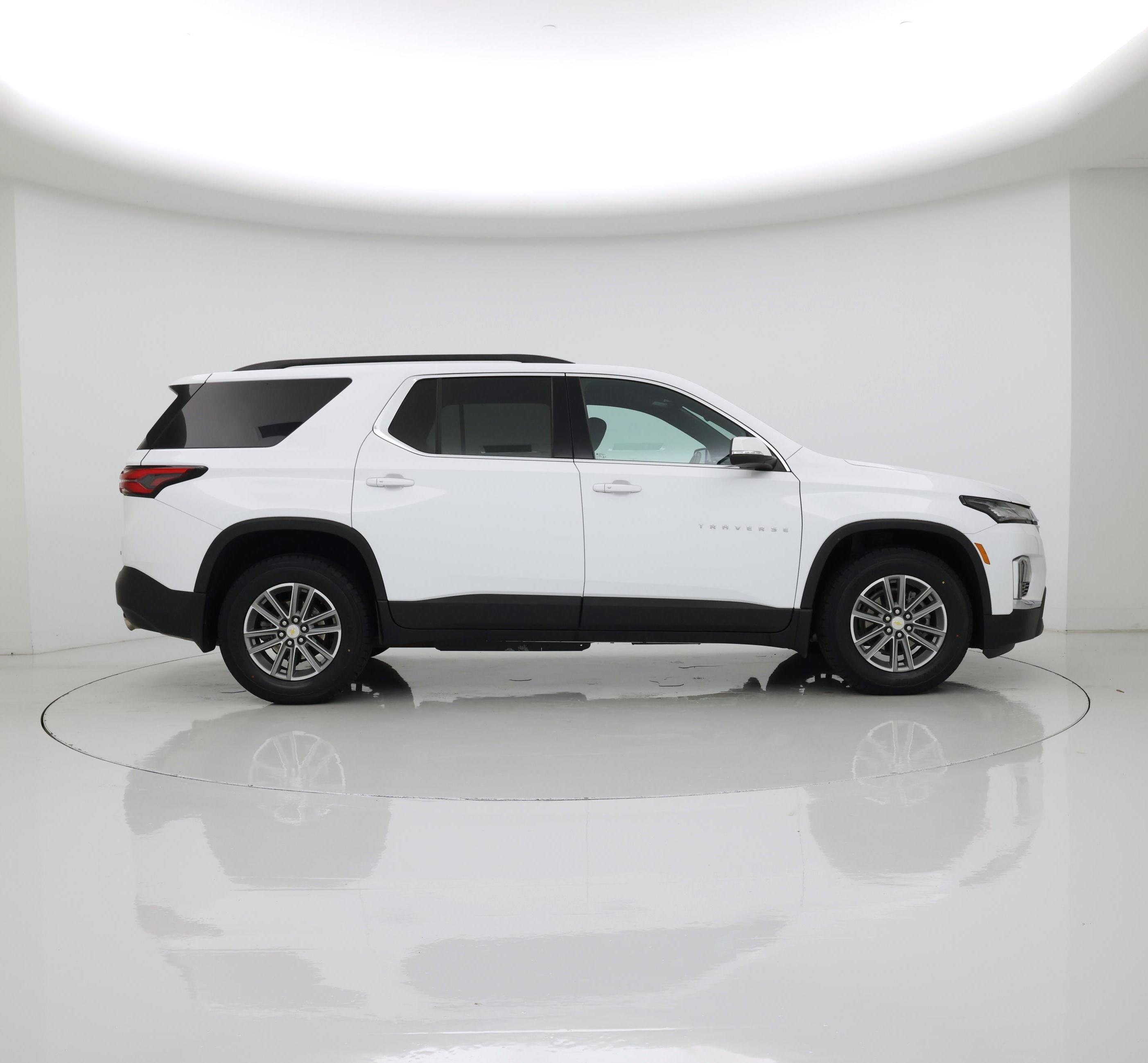 Thumbnail: 2022 Chevrolet Traverse - 7