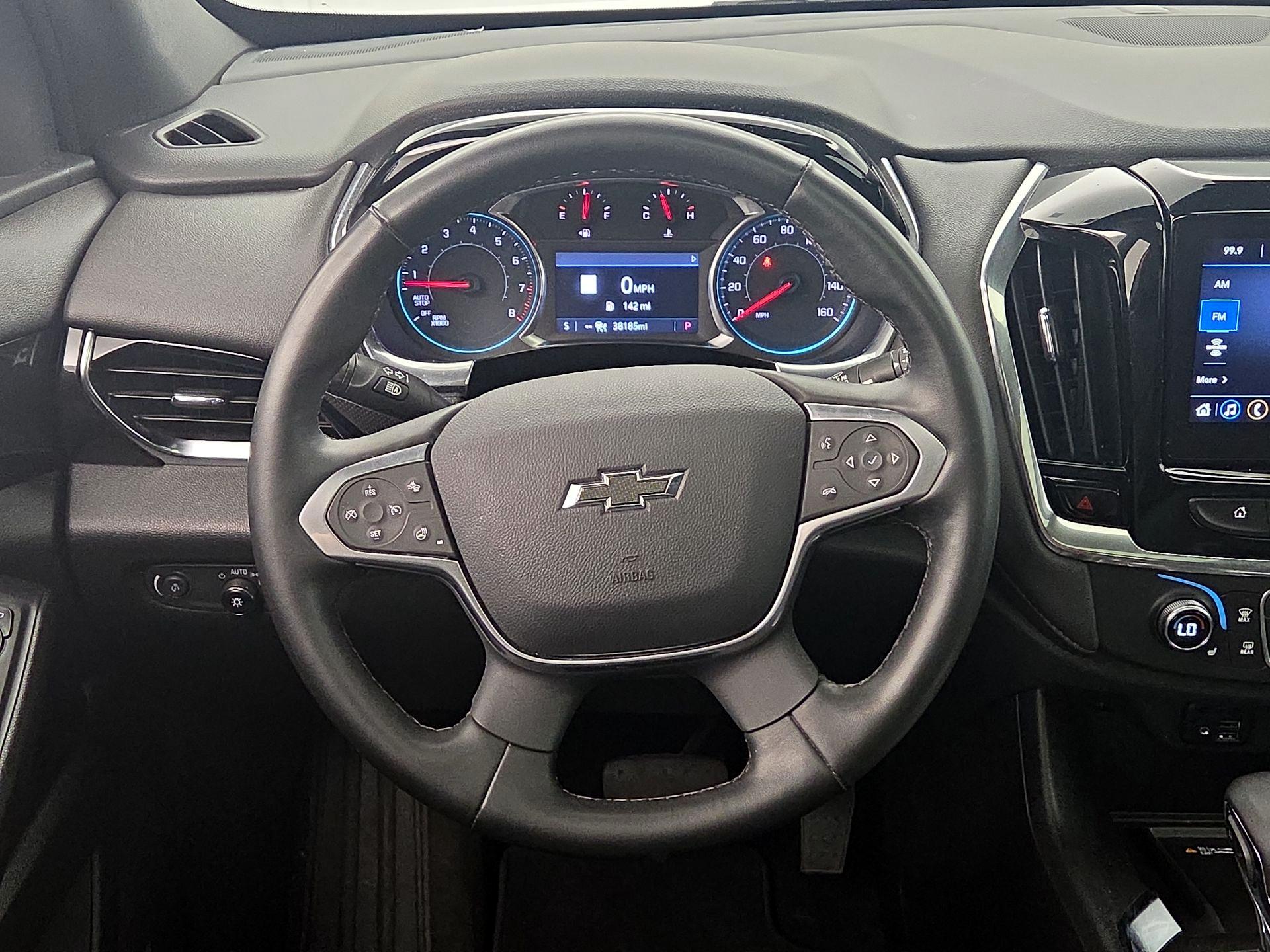 Thumbnail: 2023 Chevrolet Traverse - 10