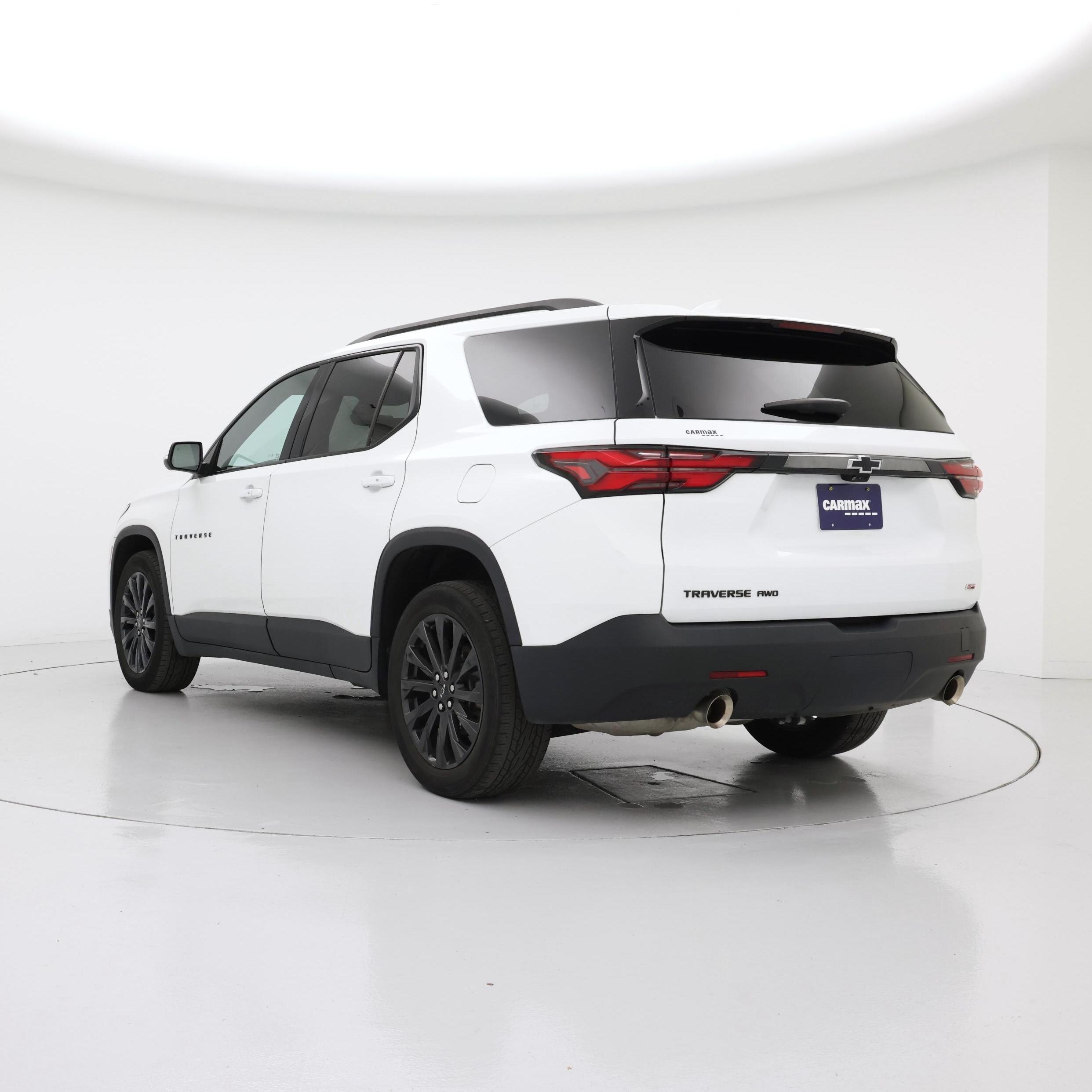 Thumbnail: 2023 Chevrolet Traverse - 2