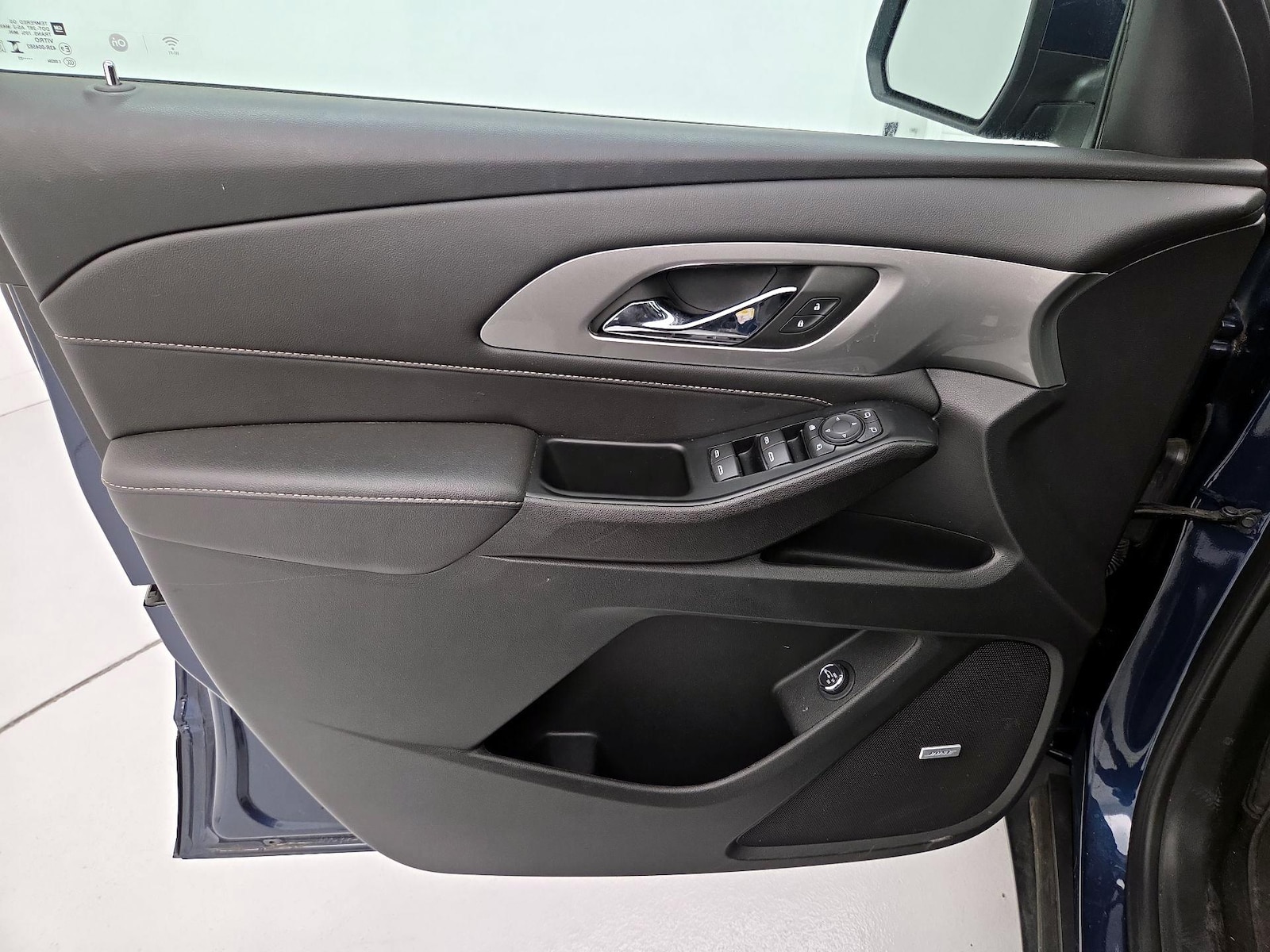 2023 Chevrolet Traverse 3LT - Photo 13