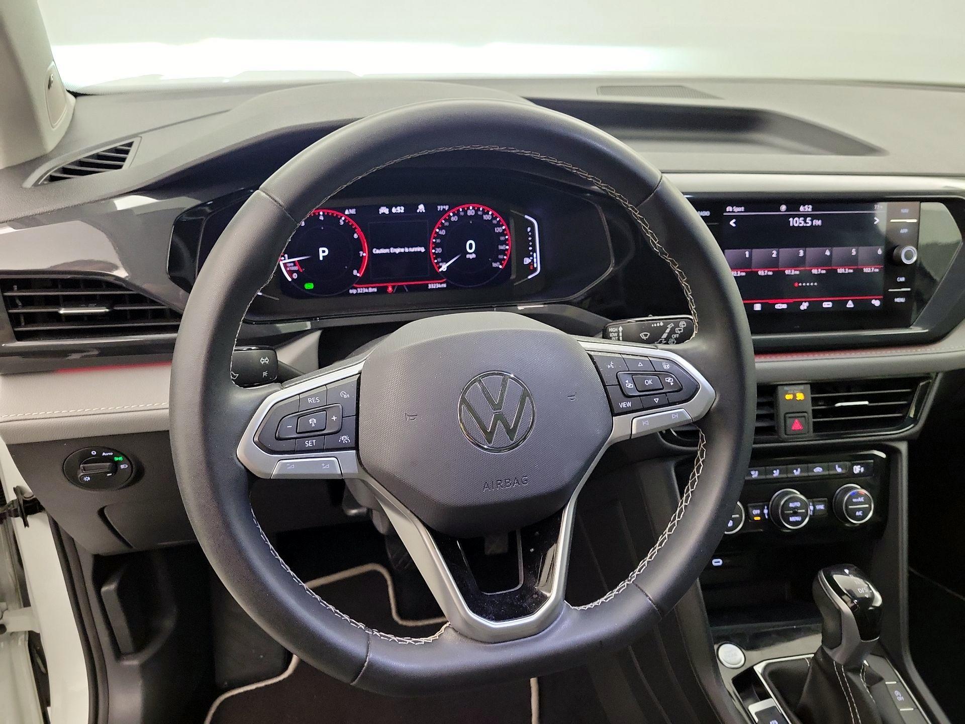 Thumbnail: 2023 Volkswagen Taos - 10