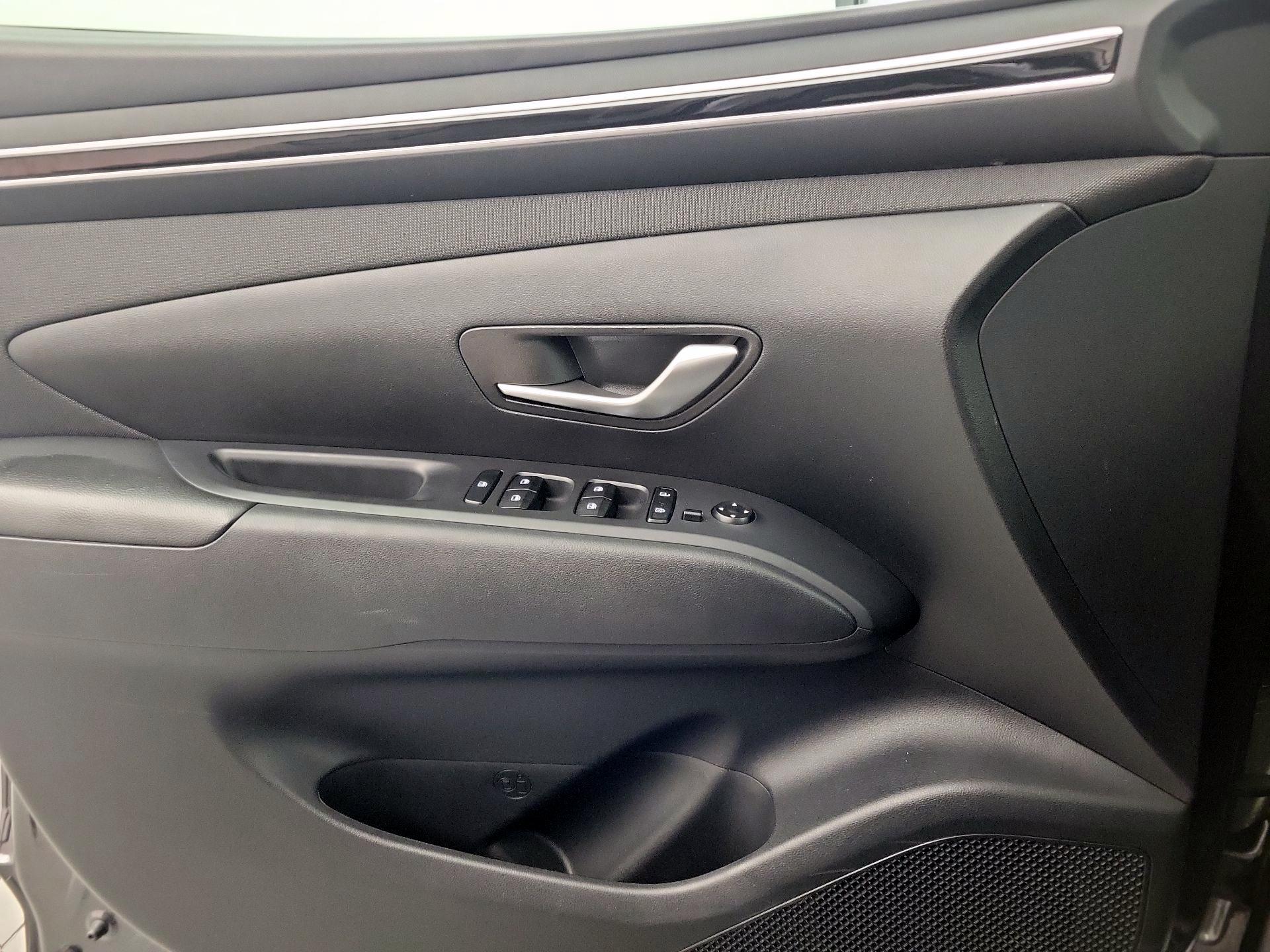 Thumbnail: 2023 Hyundai Tucson - 10