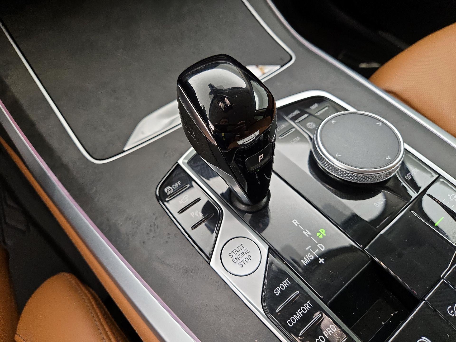 Thumbnail: 2022 BMW X7 - 17